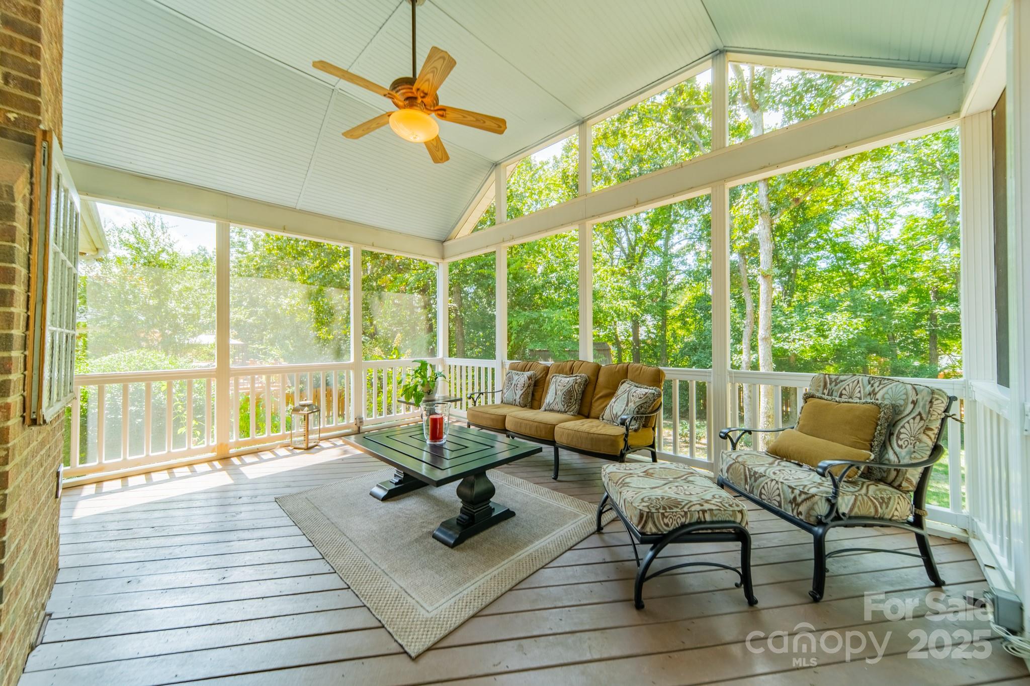 1932 MILLBROOK Lane