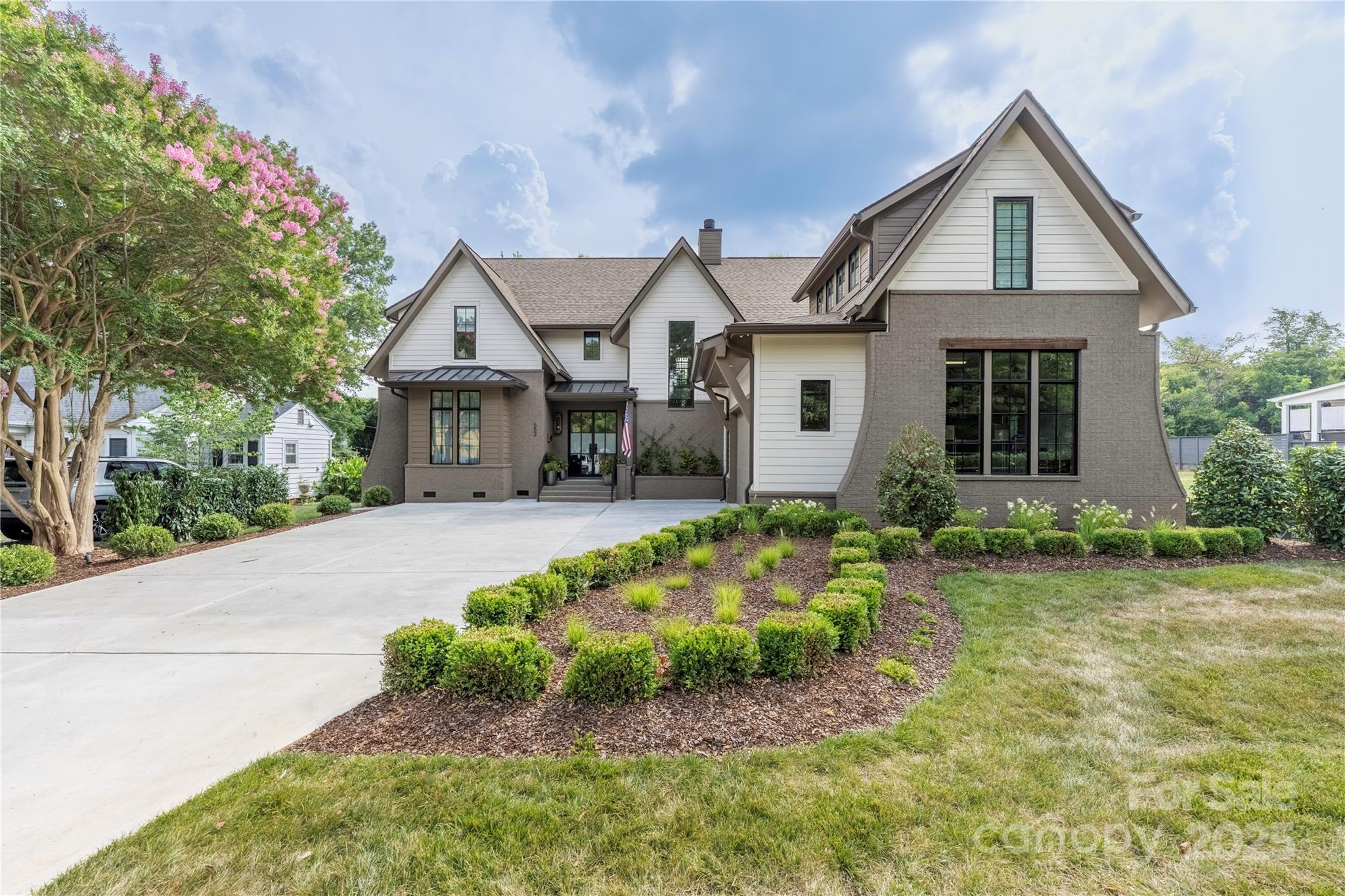 552 Marsh Road