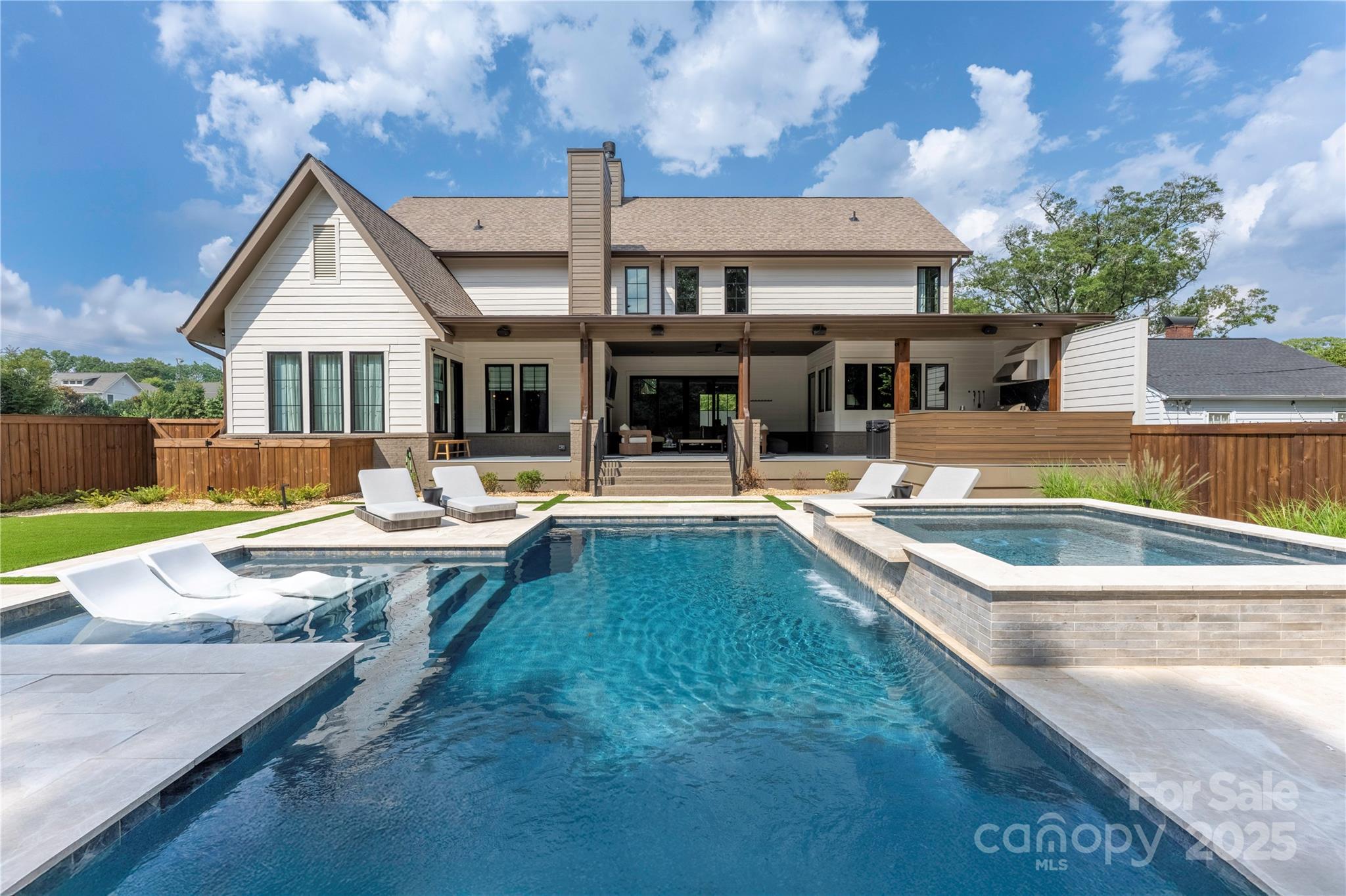 552 Marsh Road