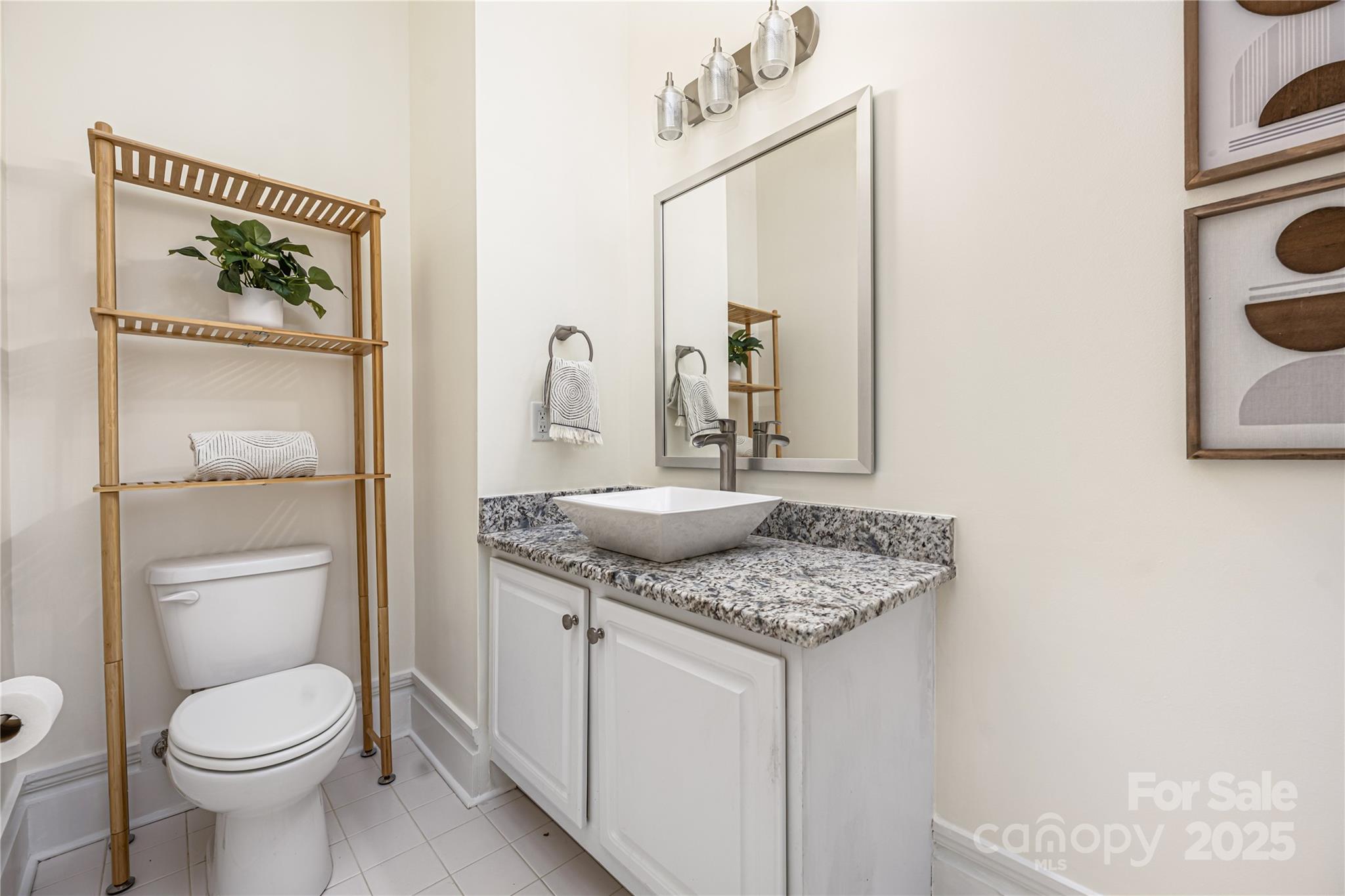 404 N Laurel Avenue Unit: 28