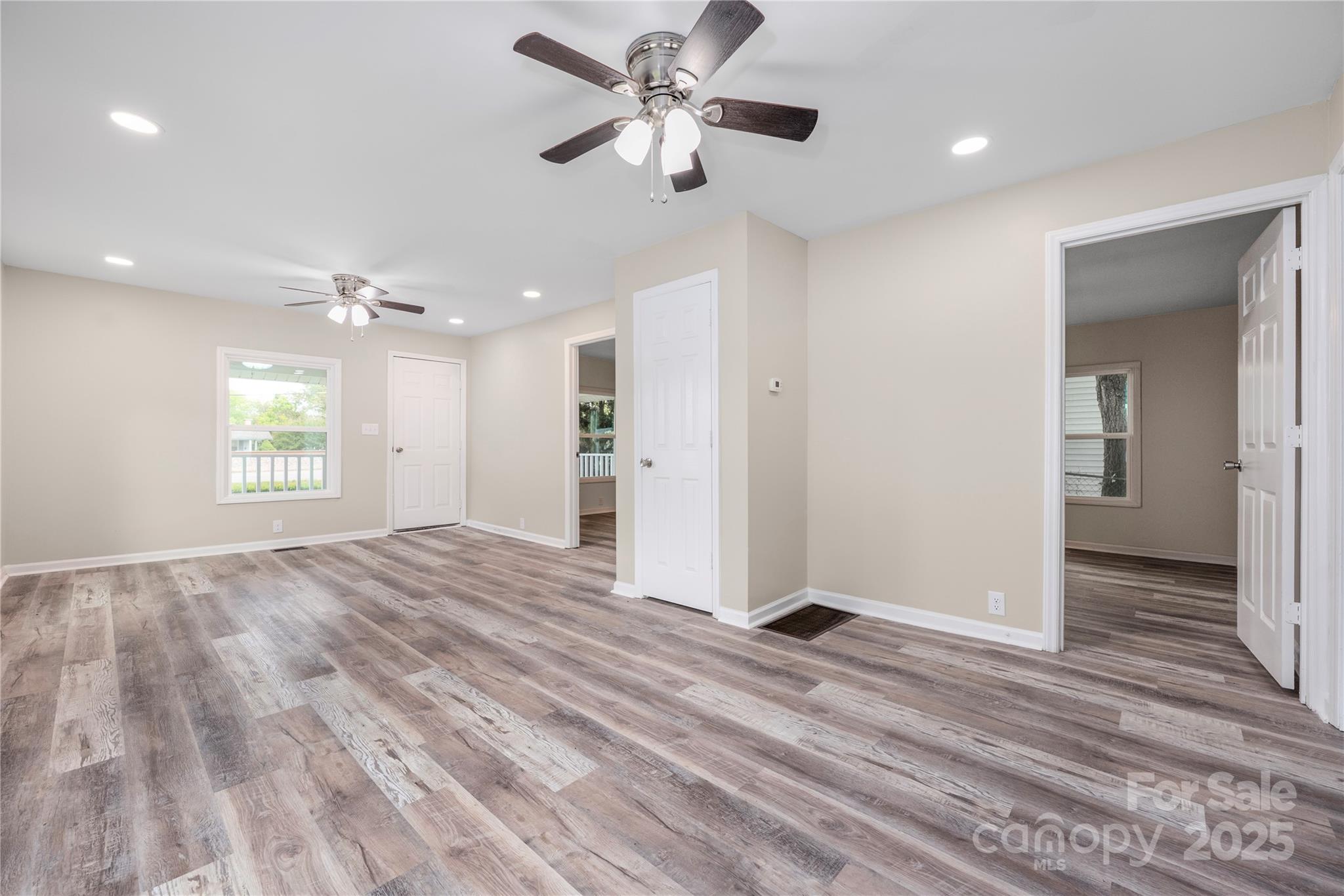 633 N Main Street