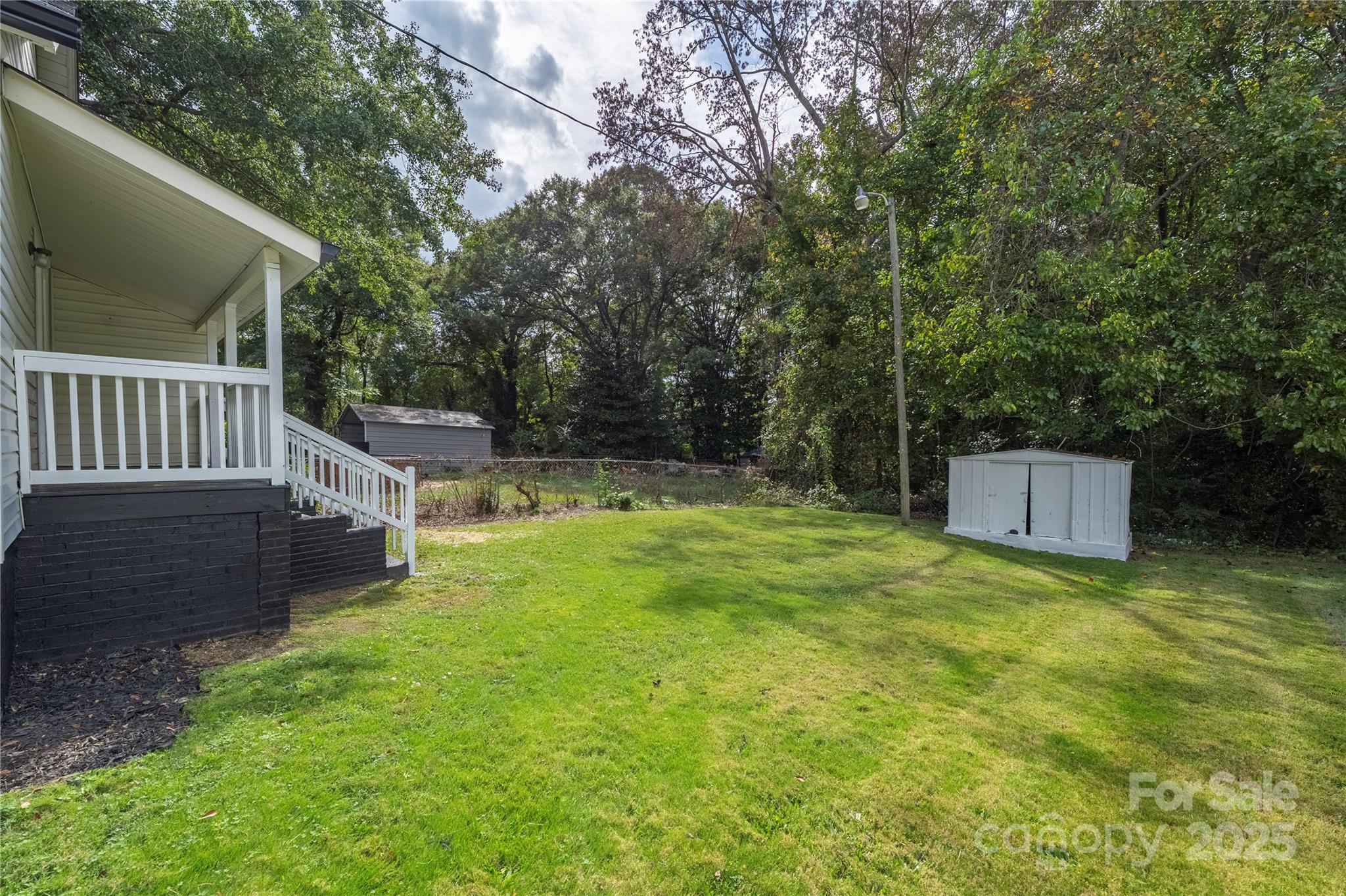 633 N Main Street