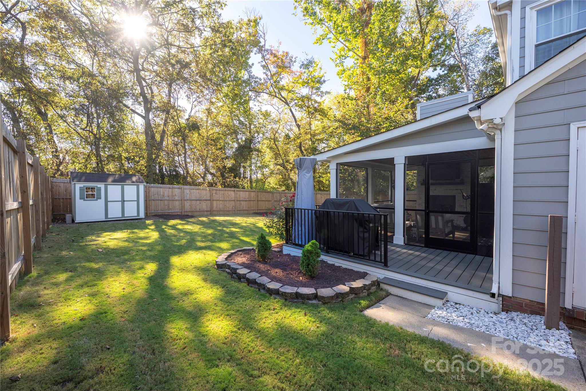 2526 Turnberry Lane