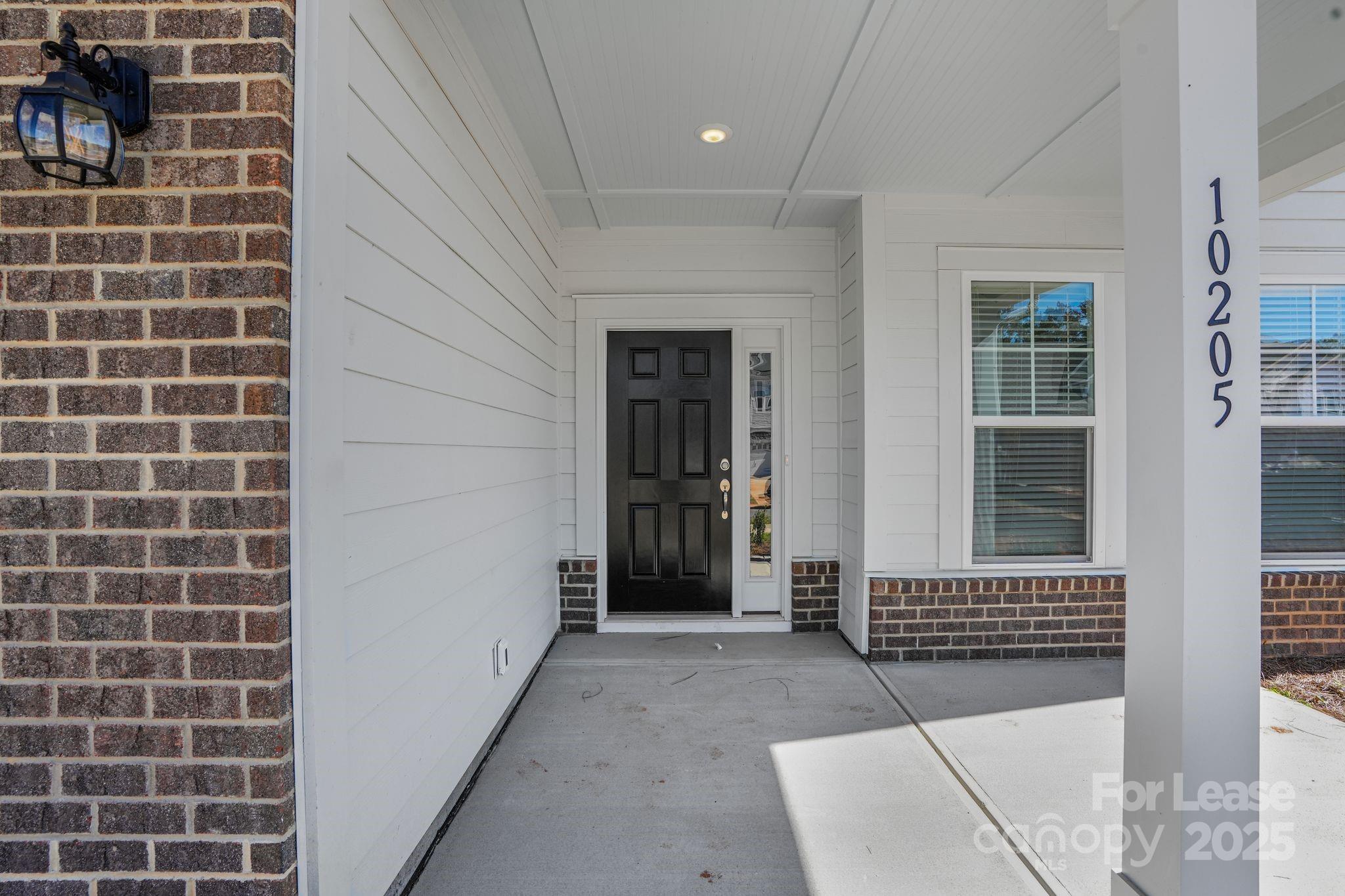 10205 Whitaker Pointe Drive