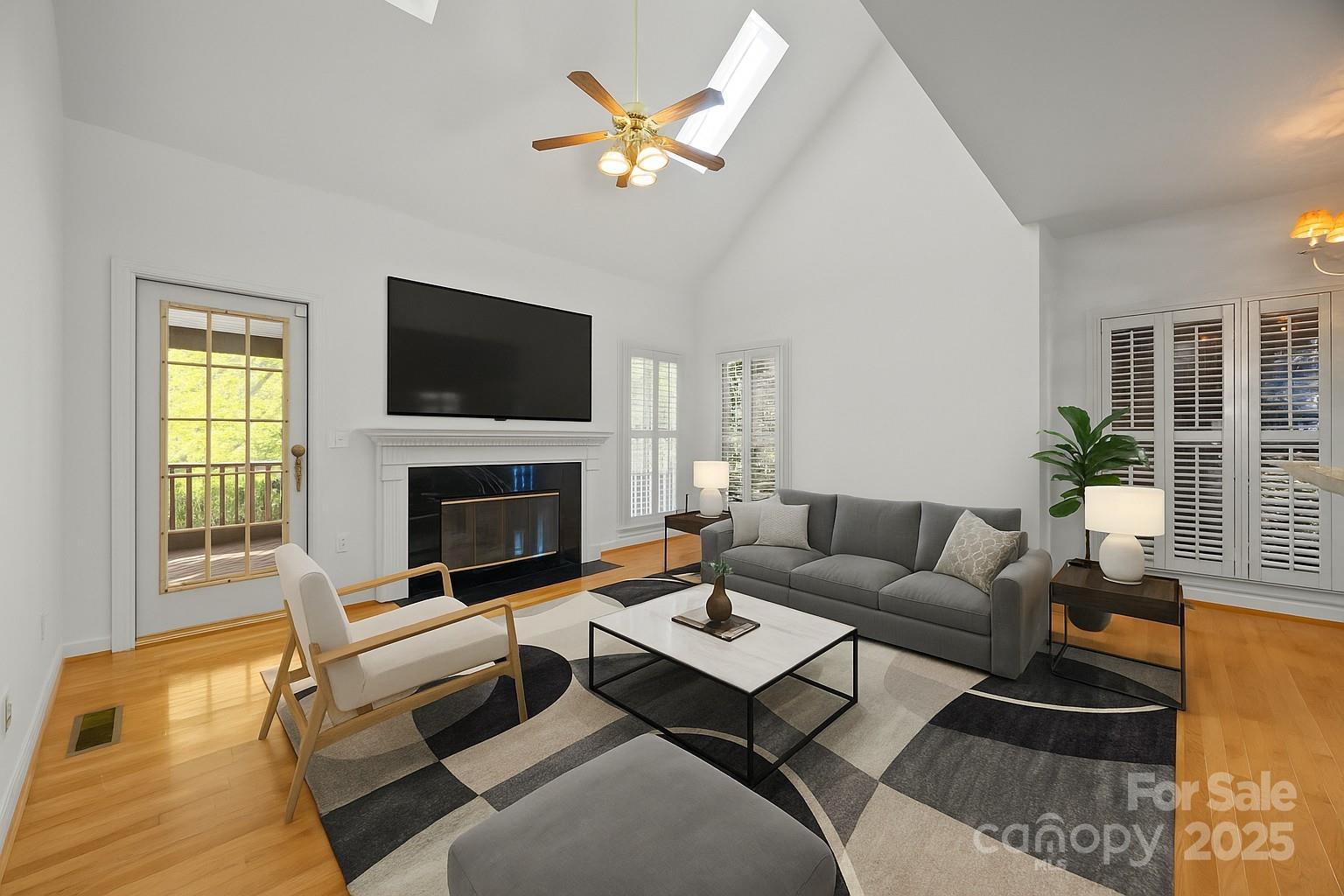 9105 SANDPIPER Drive