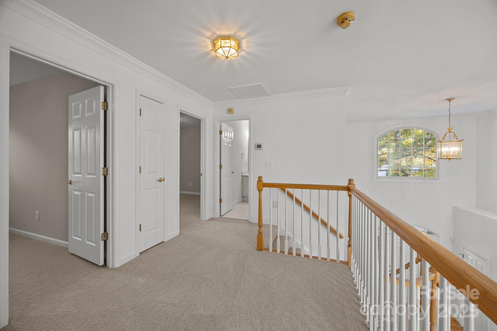 9105 SANDPIPER Drive