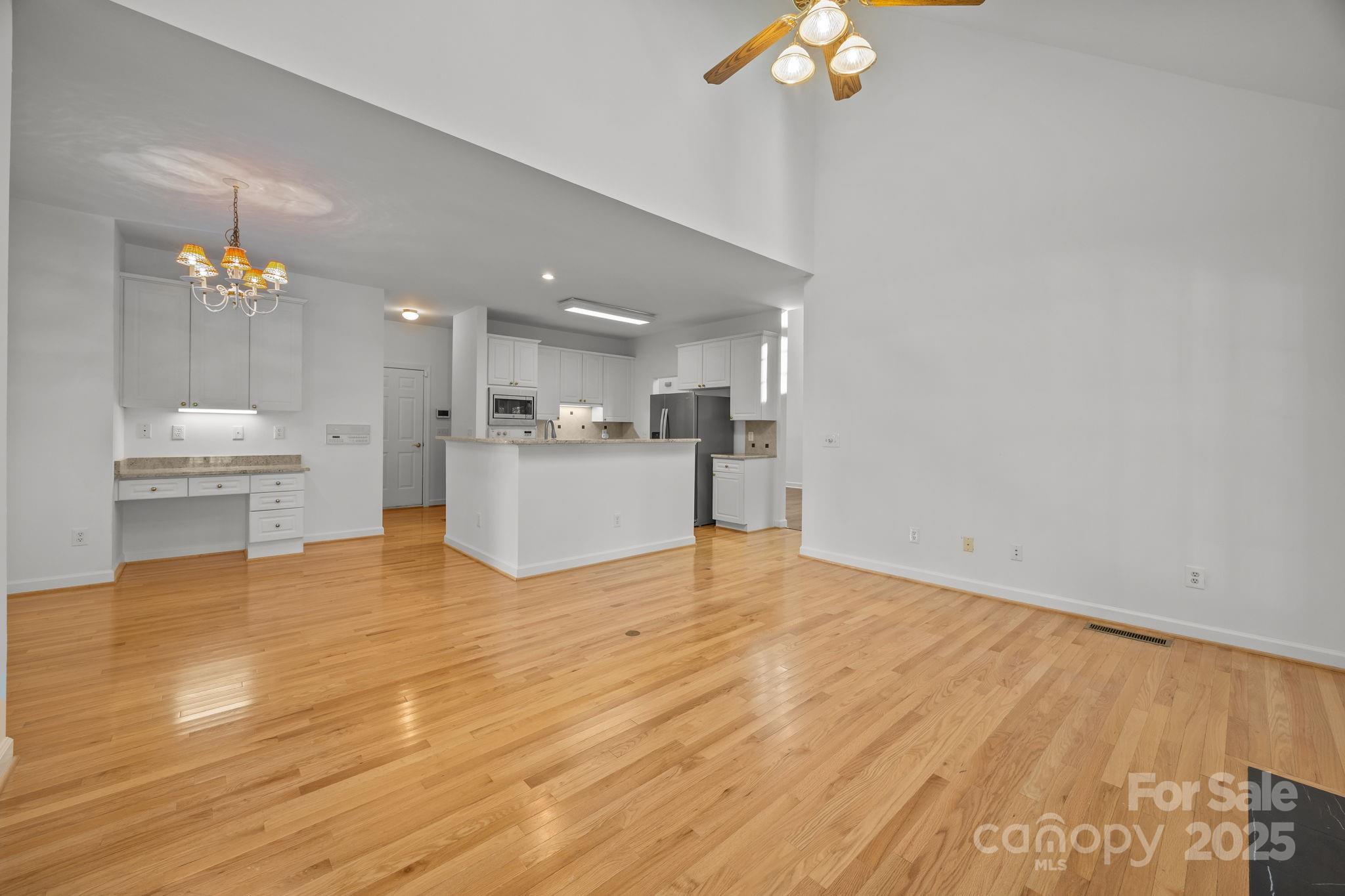 9105 SANDPIPER Drive