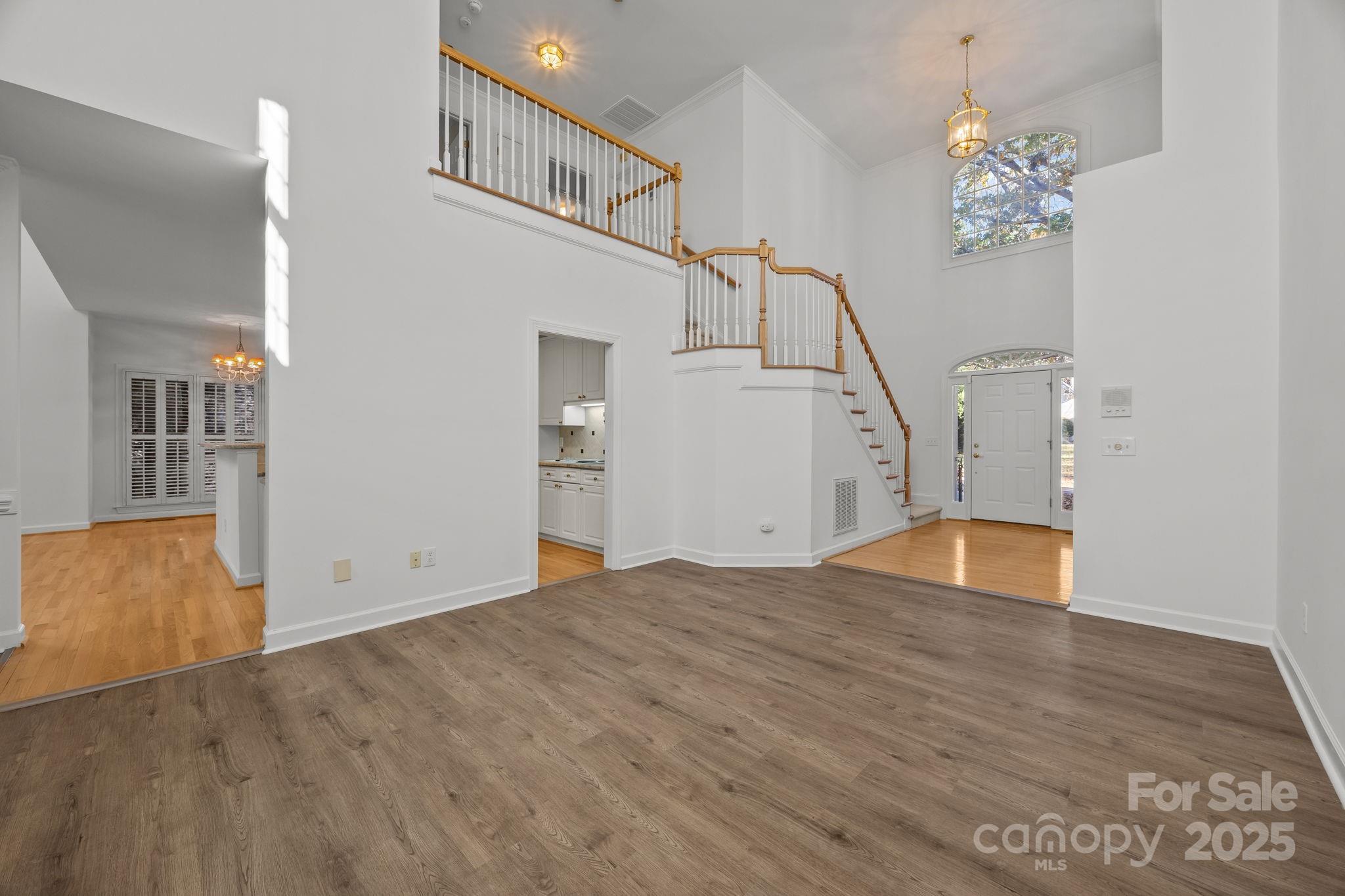 9105 SANDPIPER Drive