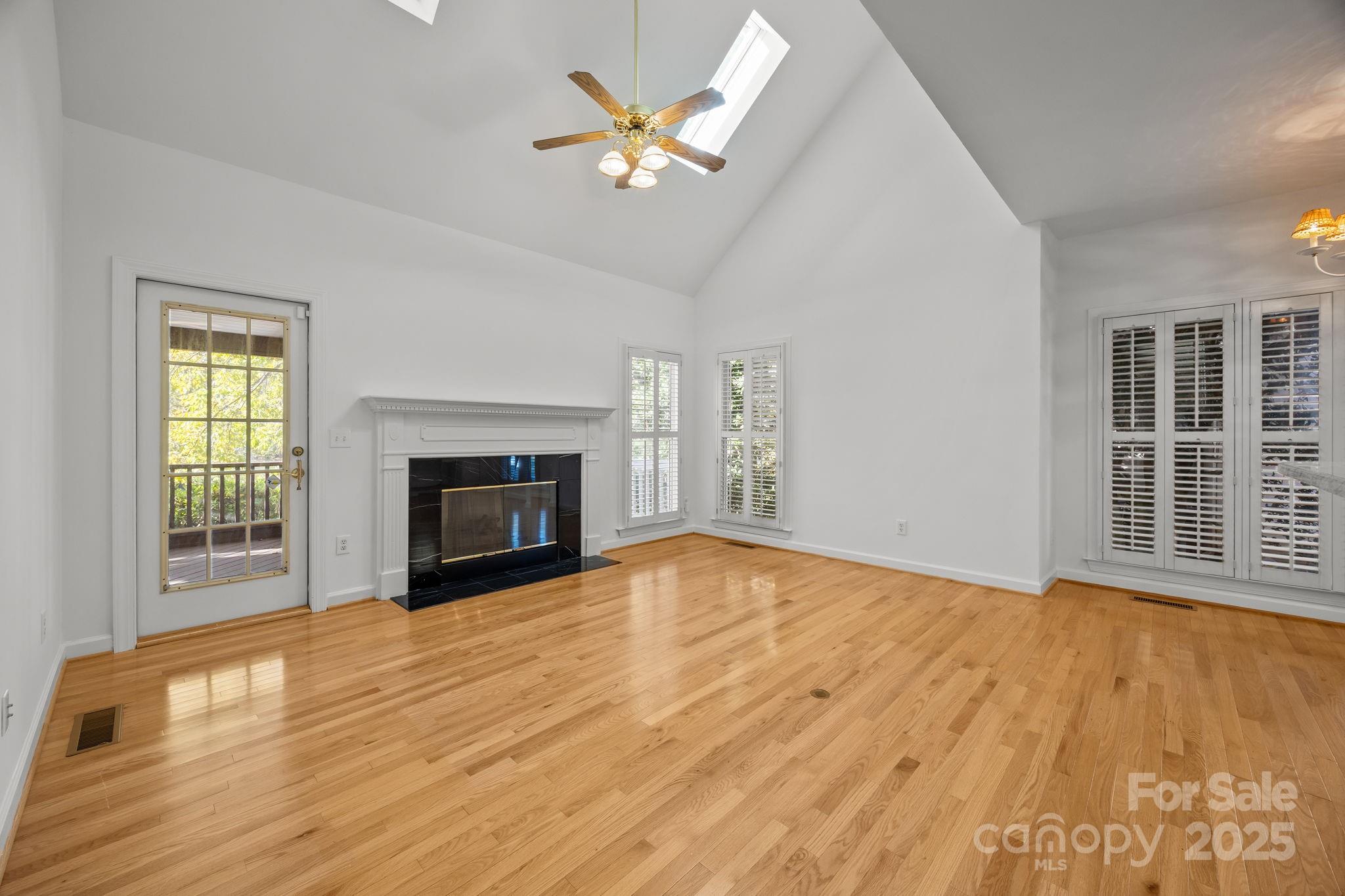 9105 SANDPIPER Drive