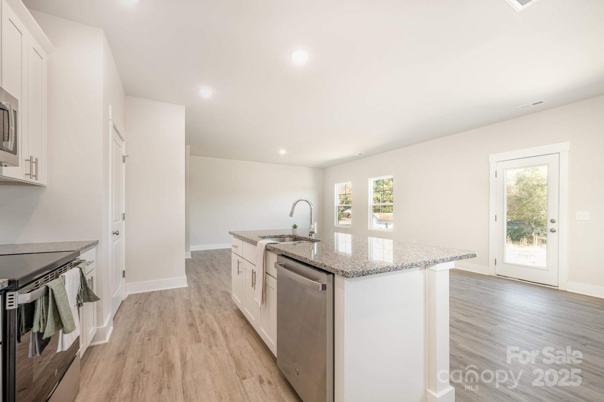 109 Silverwood Court
