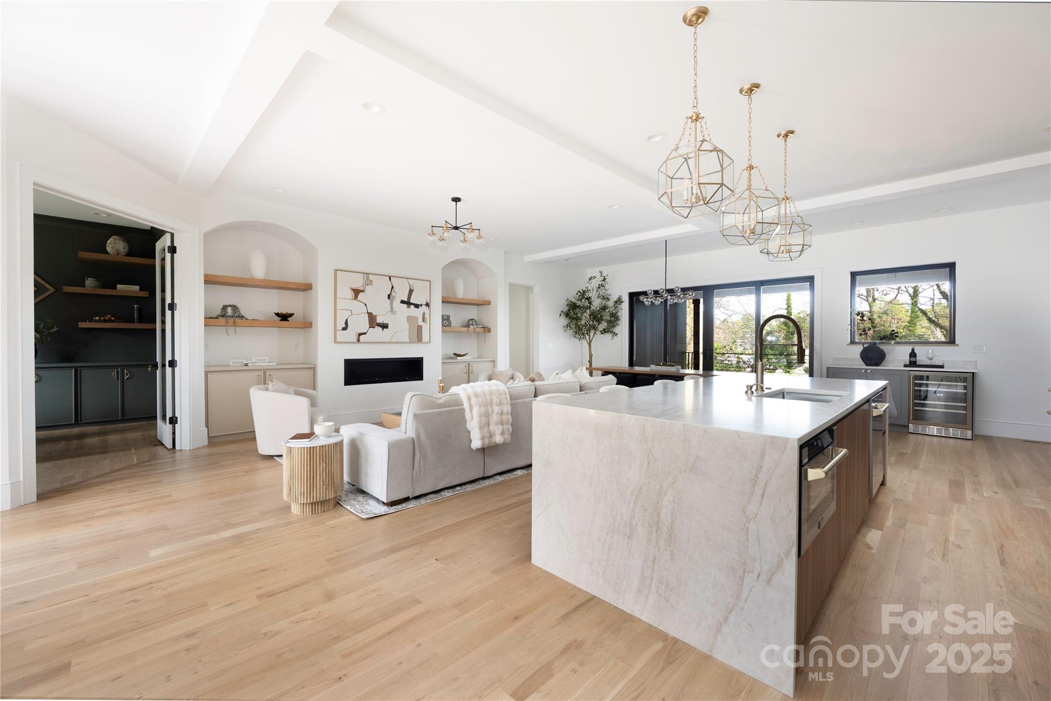 4041 Hiddenbrook Drive