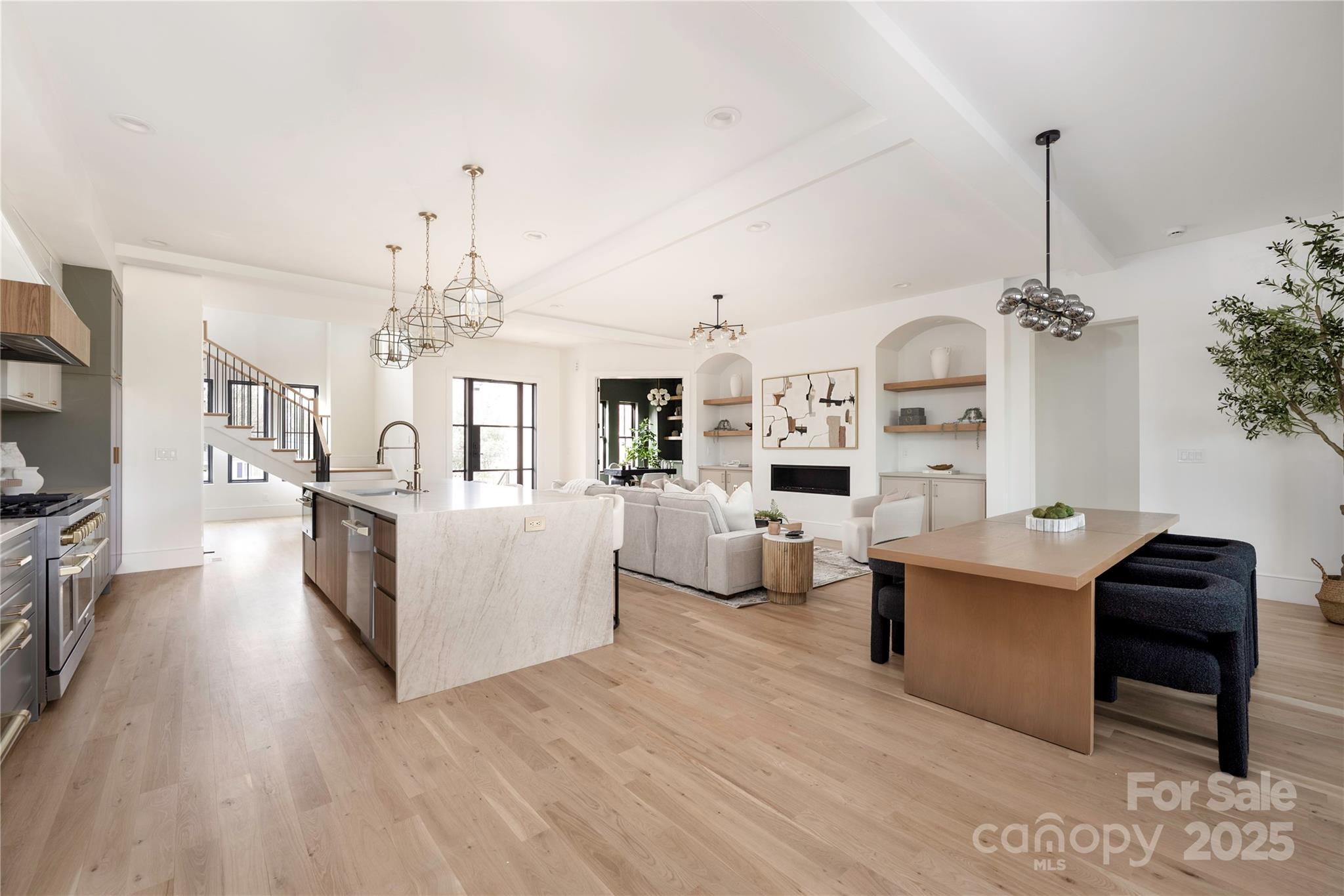 4041 Hiddenbrook Drive