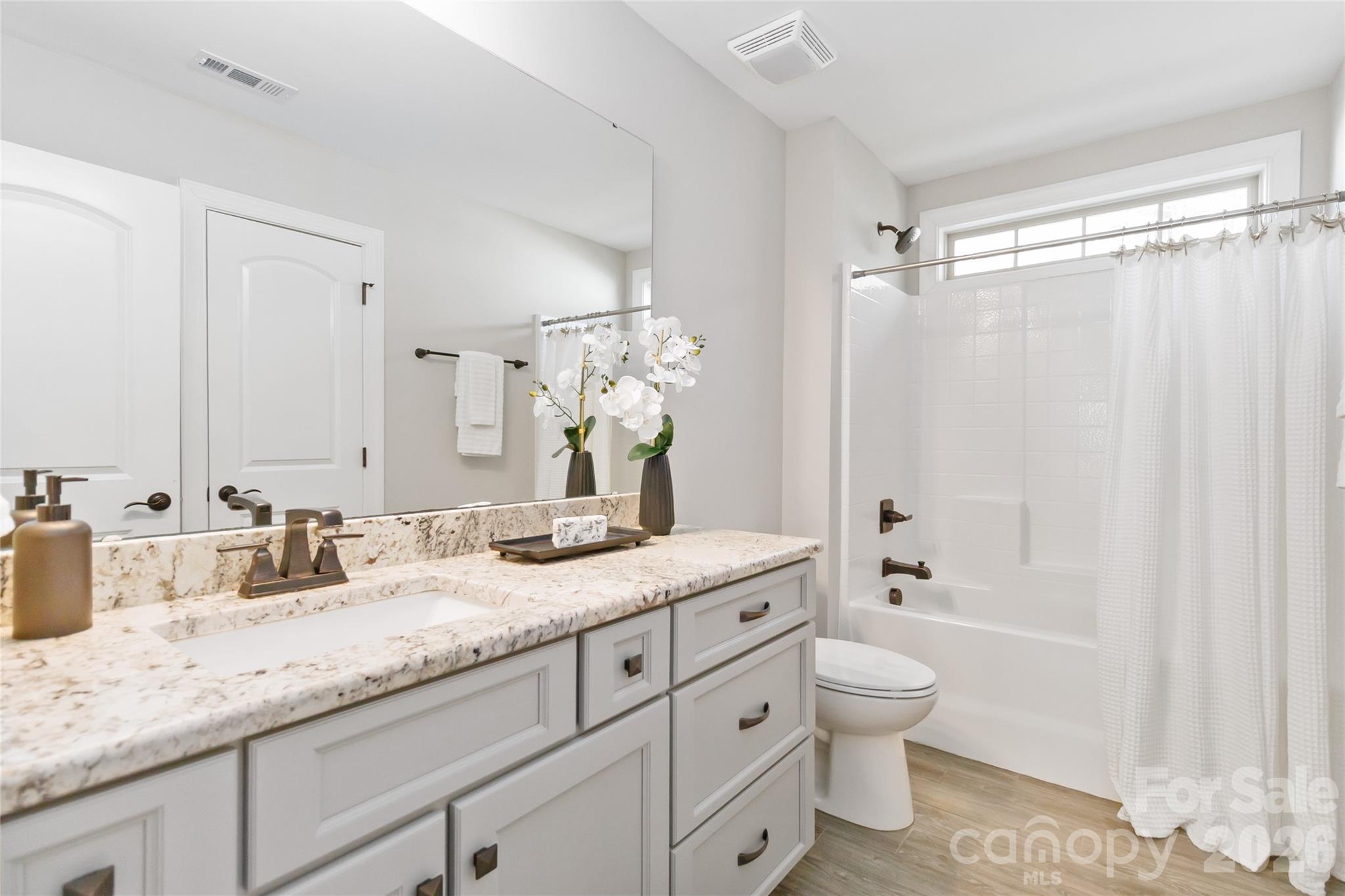 1325 Sommersby Place