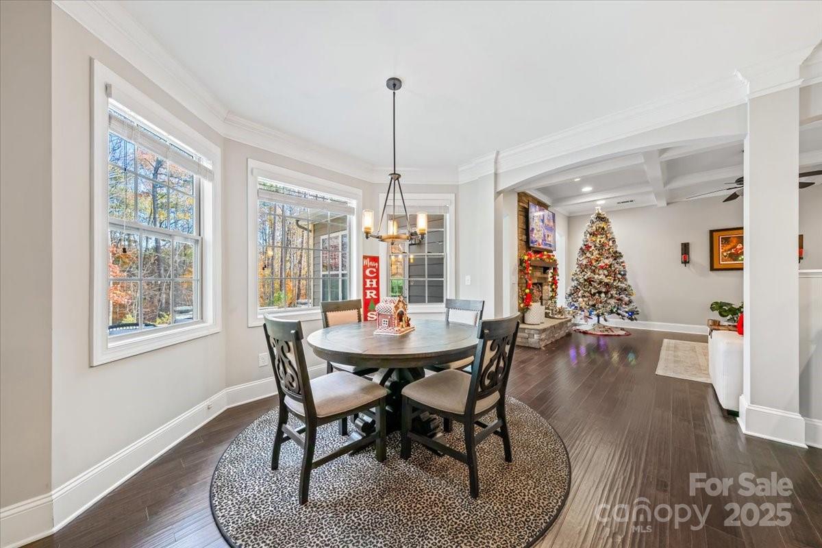 1325 Sommersby Place