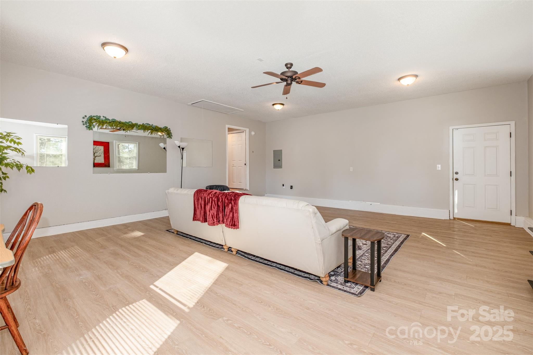 123 General Pemberton Street