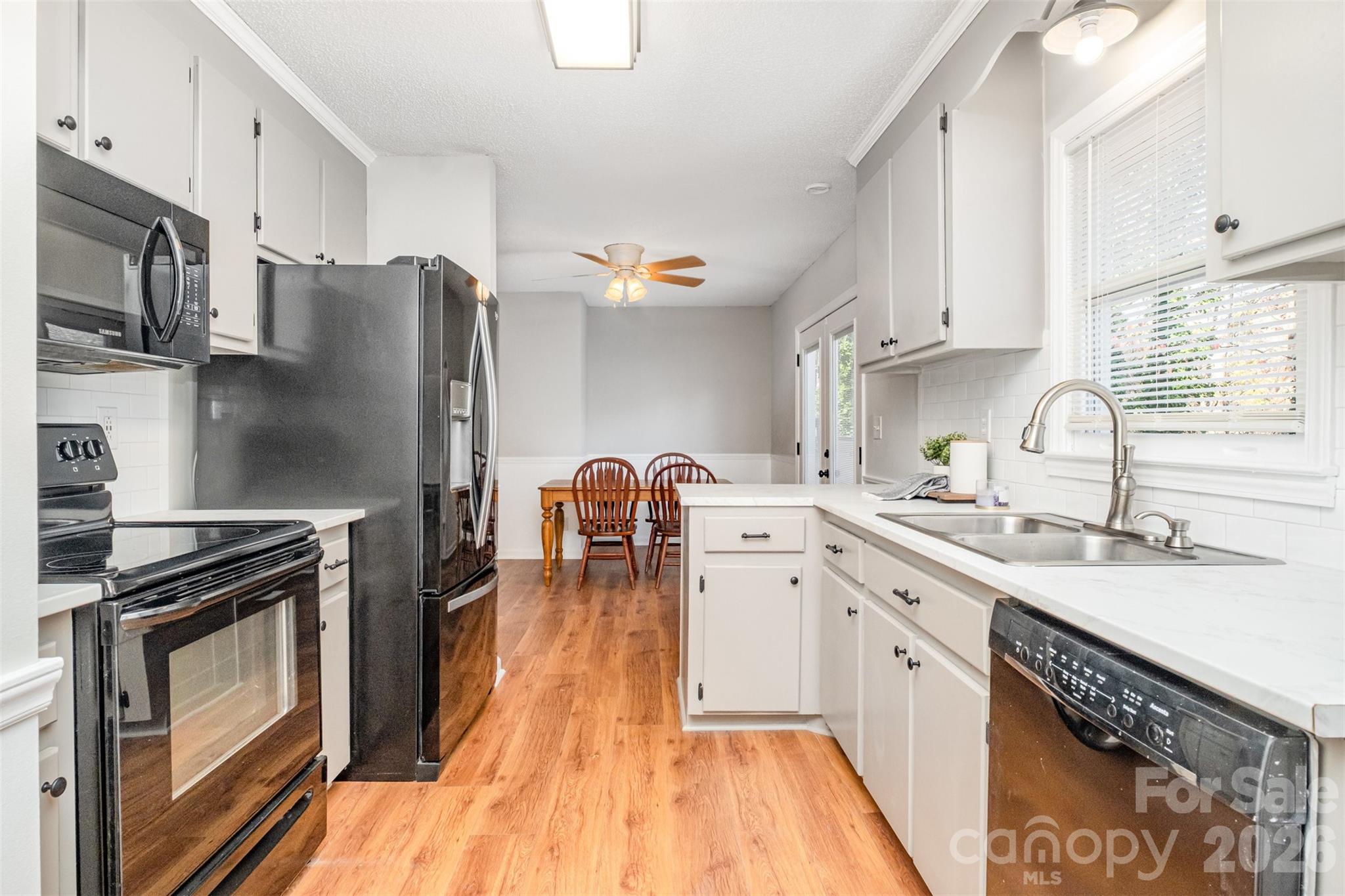 123 General Pemberton Street