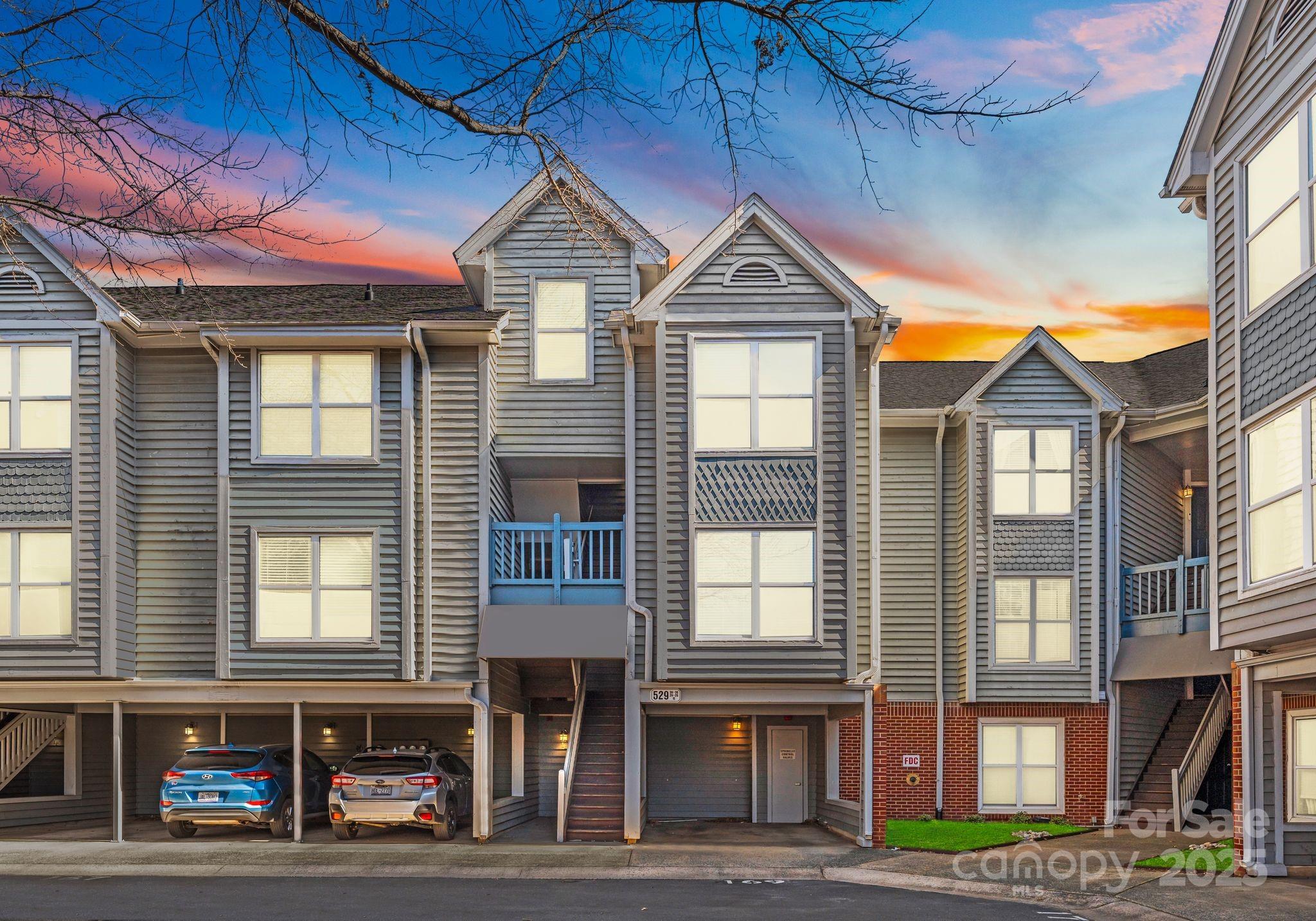 529 N Graham Street Unit: 2G