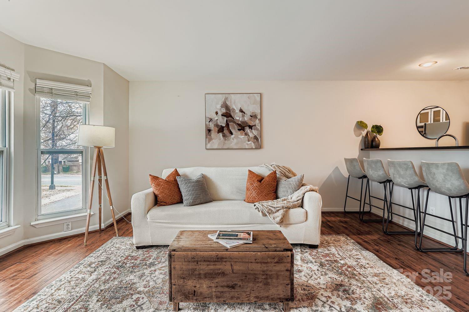 529 N Graham Street Unit: 2G