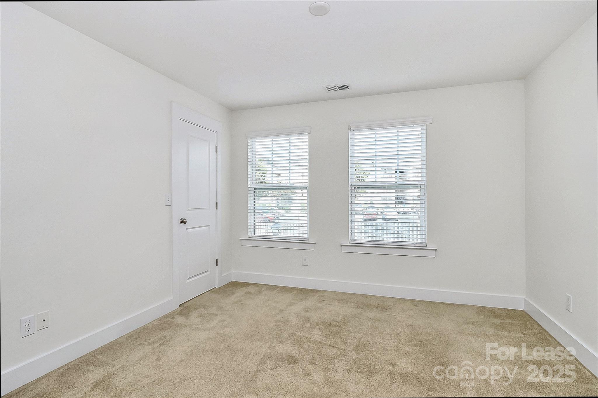 2564 Tranquil Oak Place