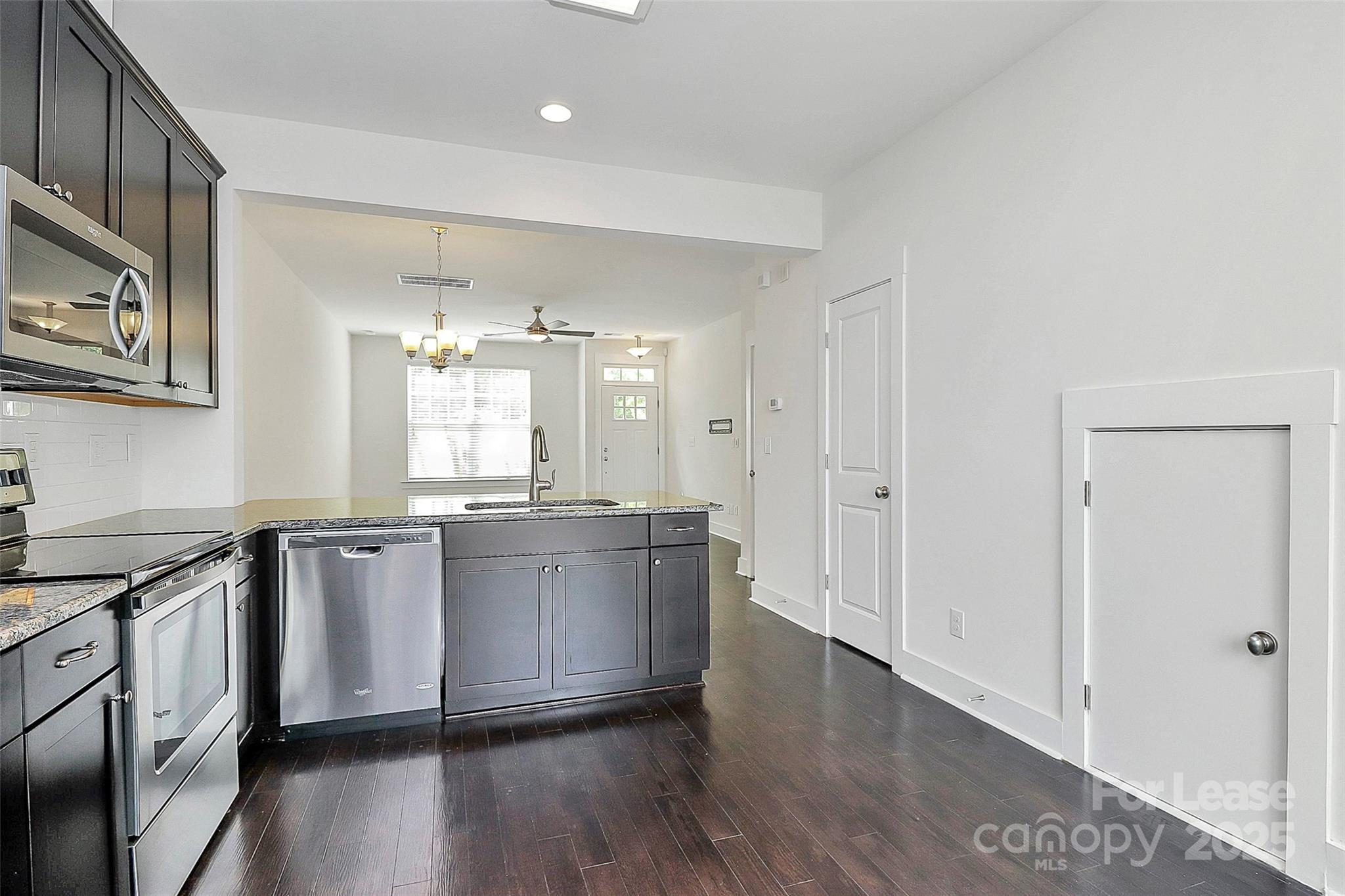 2564 Tranquil Oak Place