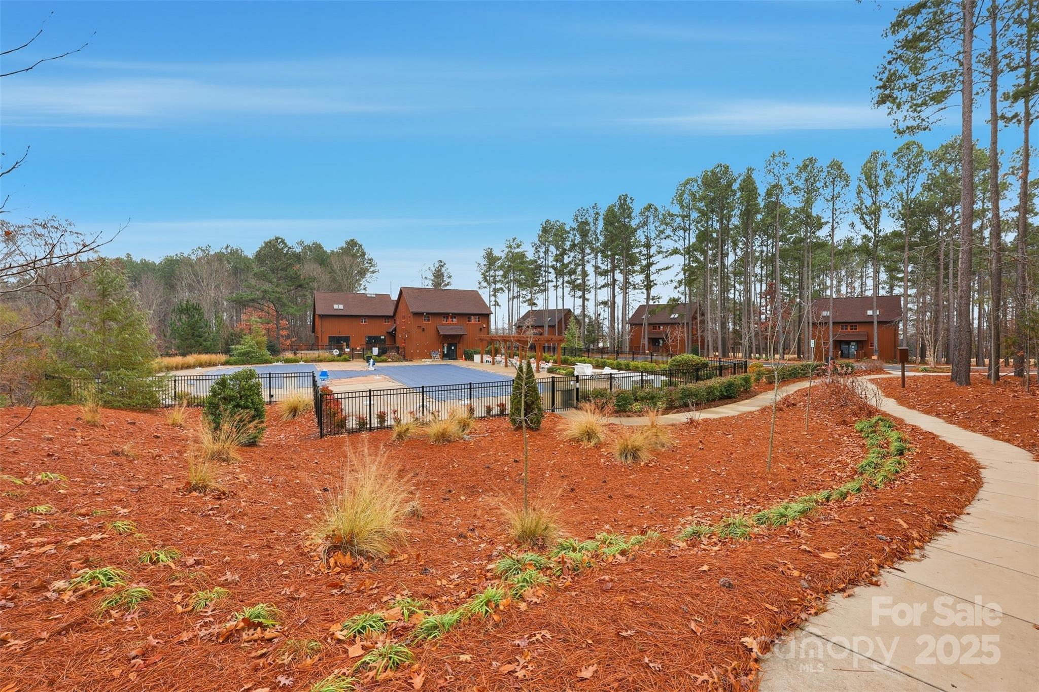 352 Picasso Trail