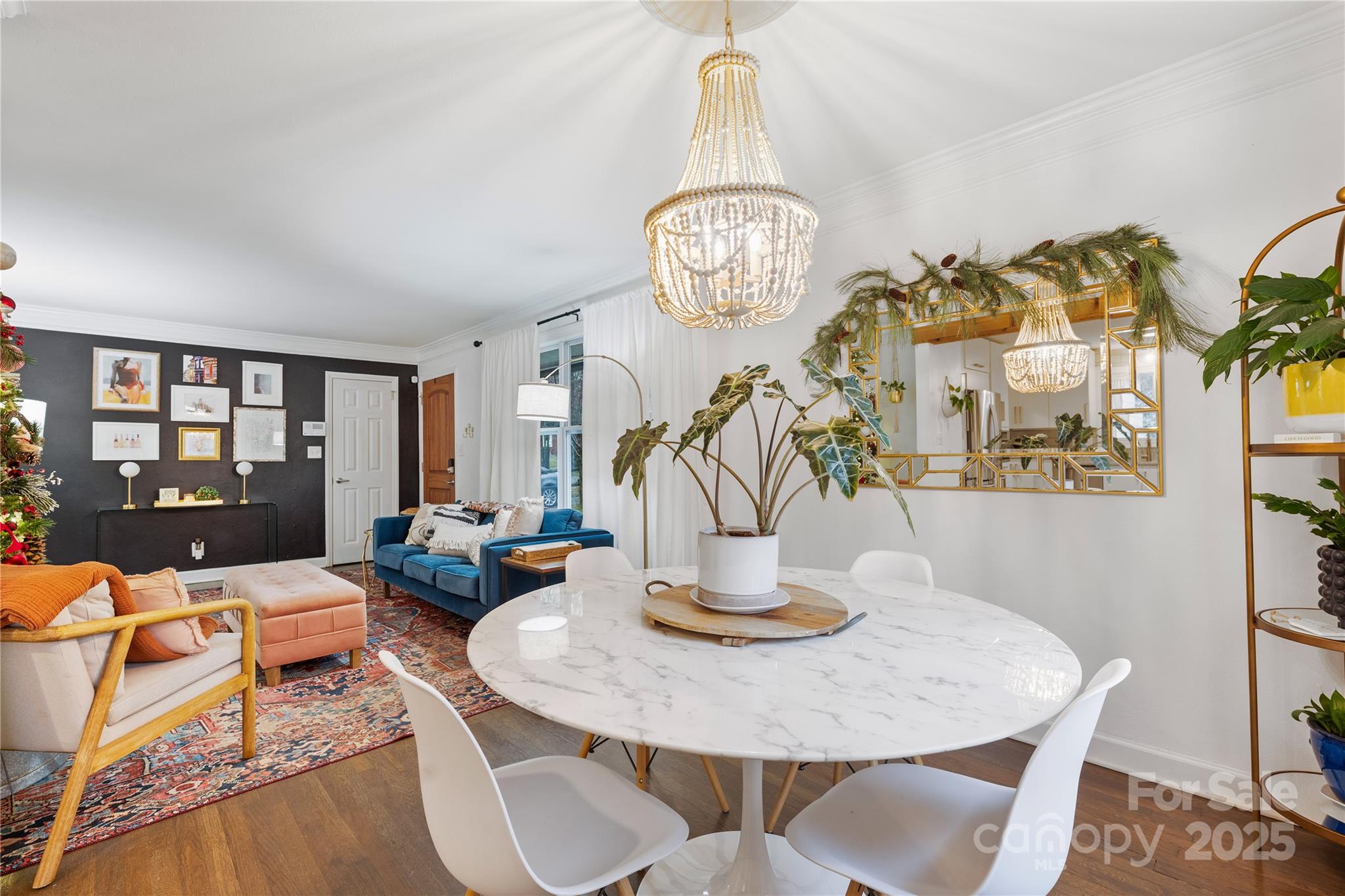 732 Manhasset Road