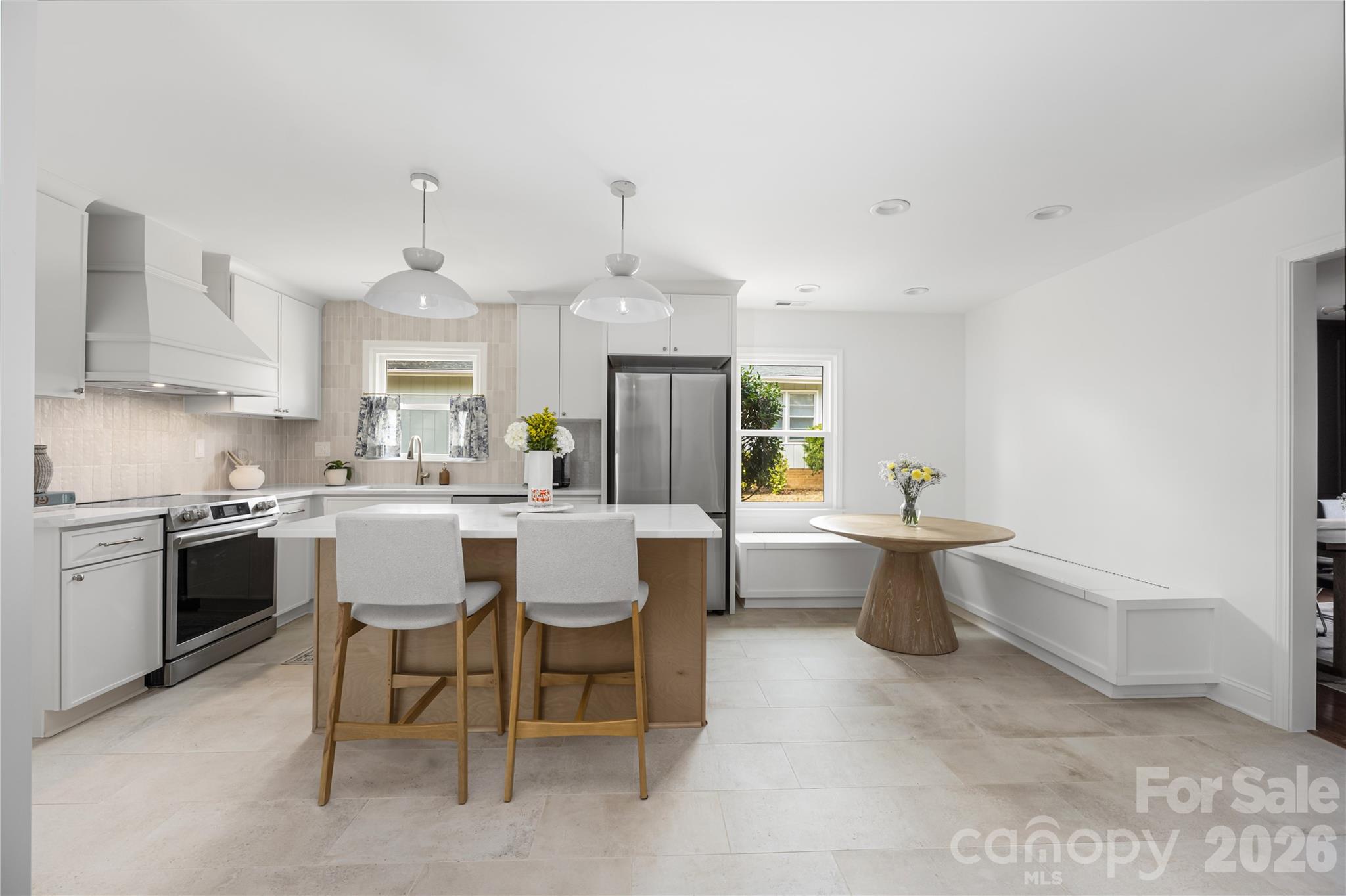 6040 Coatbridge Lane