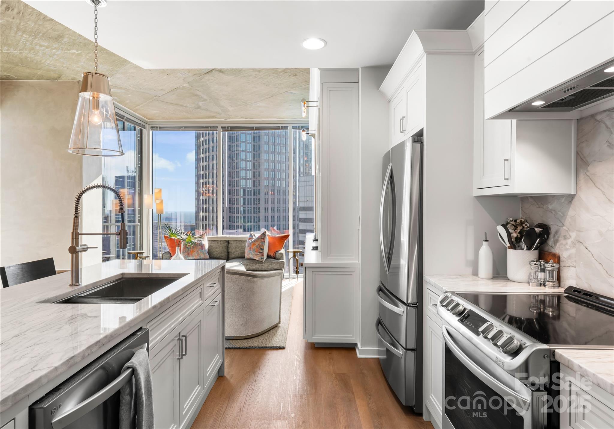 210 N Church Street Unit: 2507