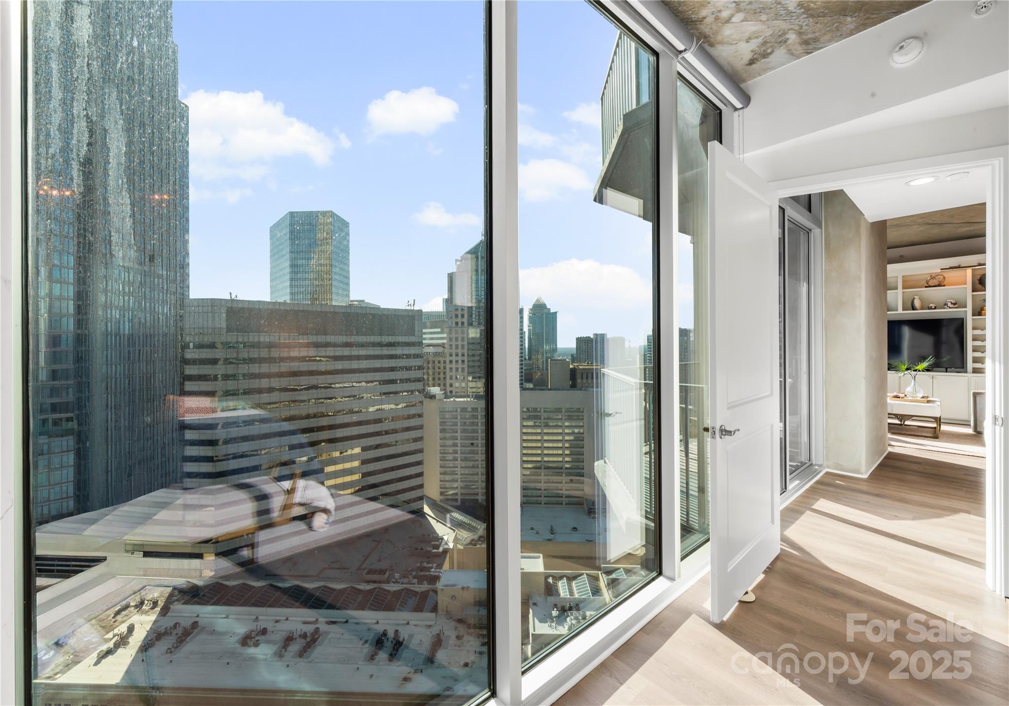 210 N Church Street Unit: 2507