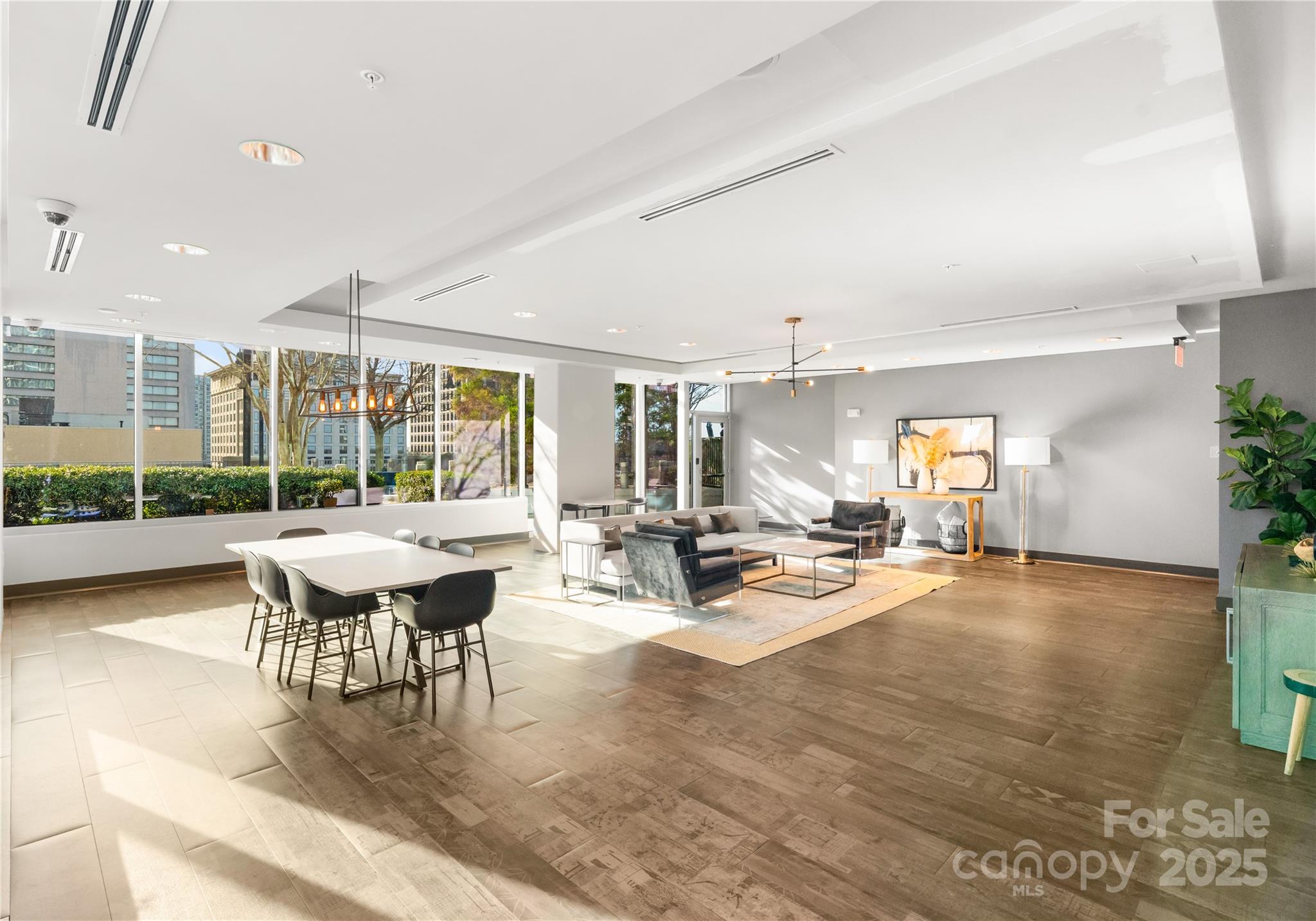 210 N Church Street Unit: 2507