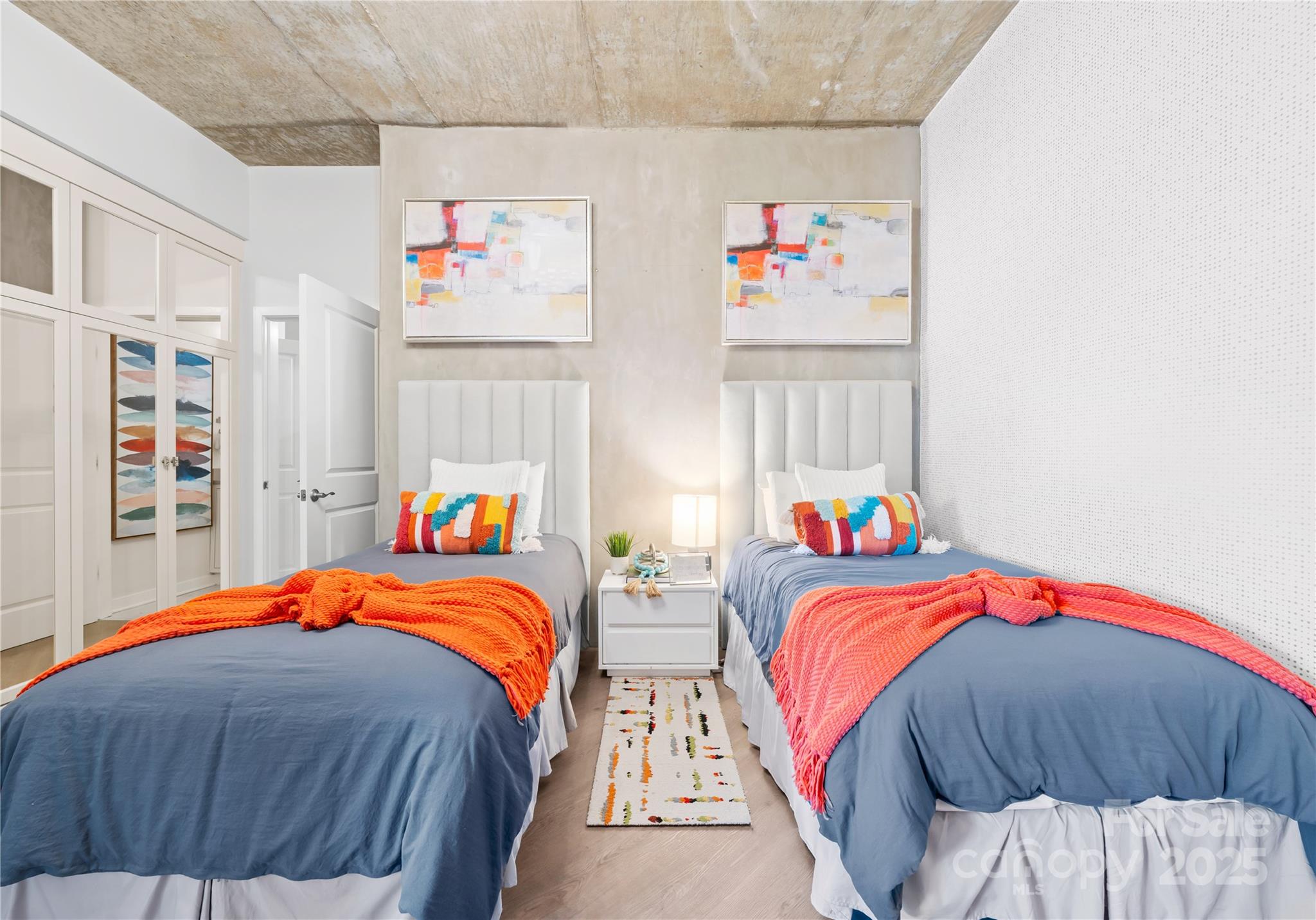 210 N Church Street Unit: 2507