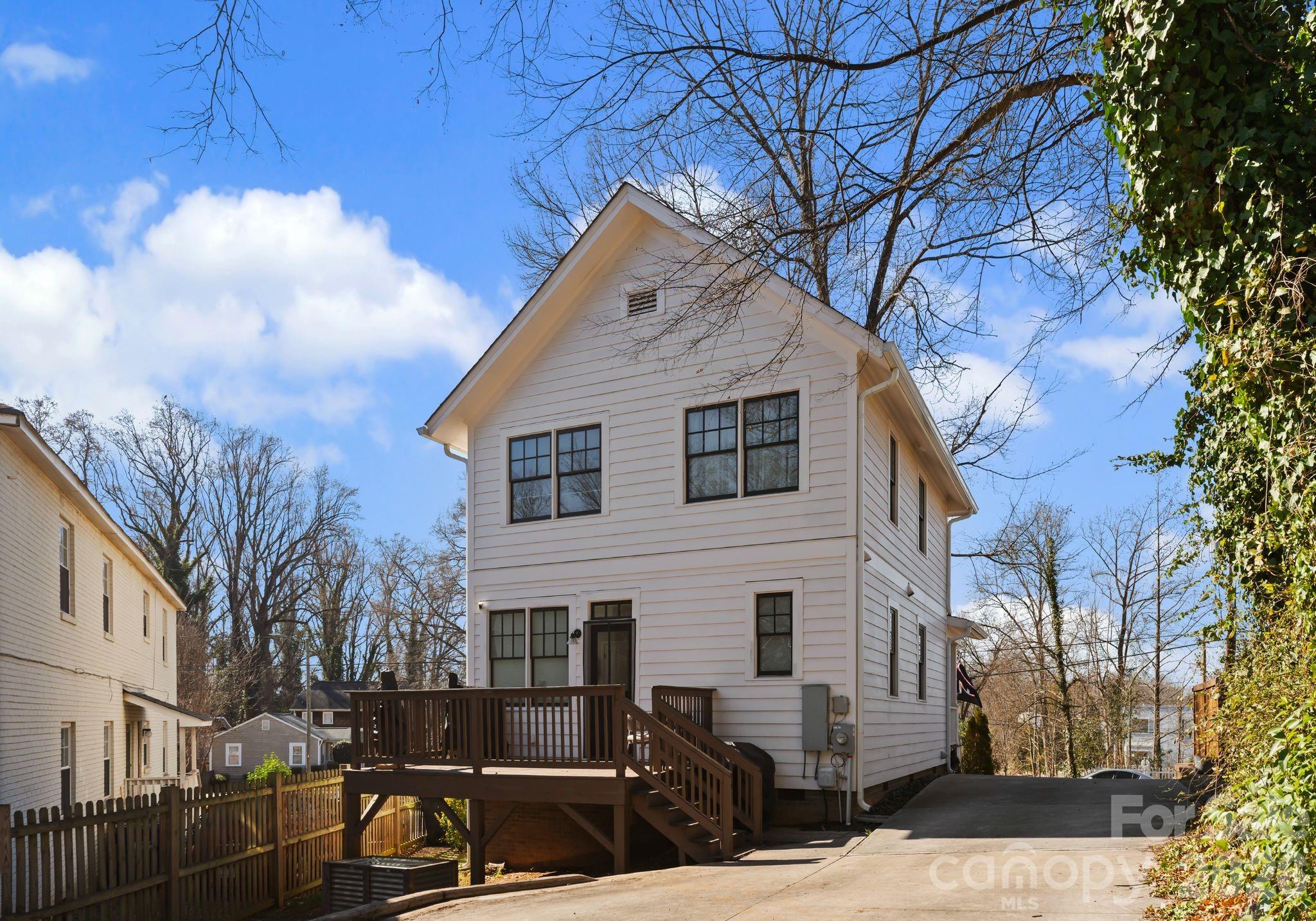 1700 Westbrook Drive