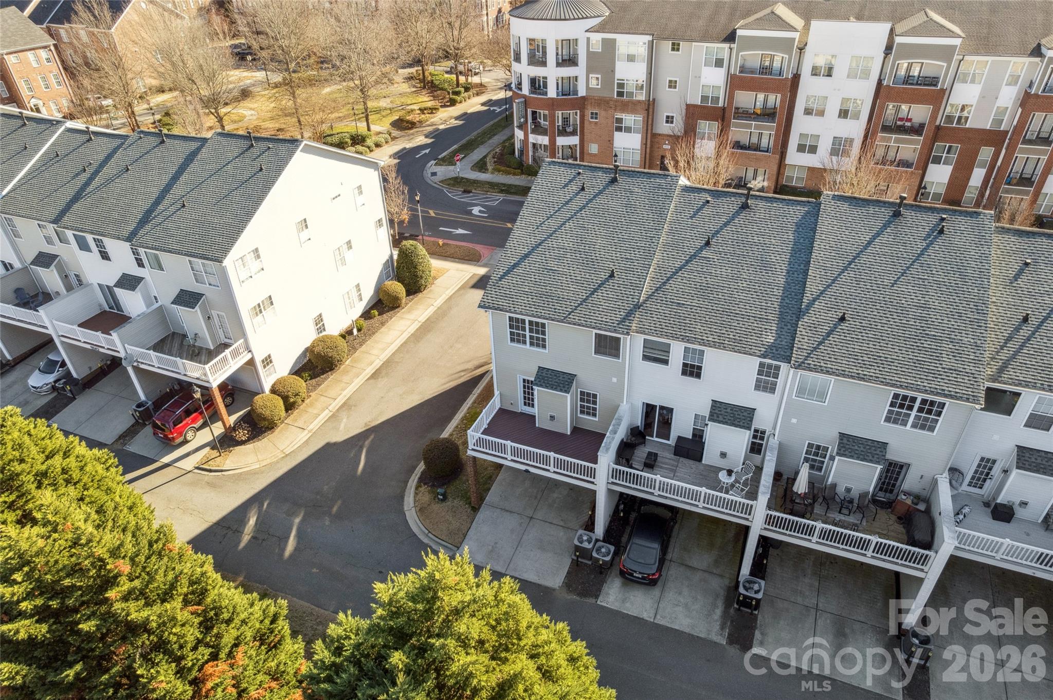 9552 Kings Parade Boulevard