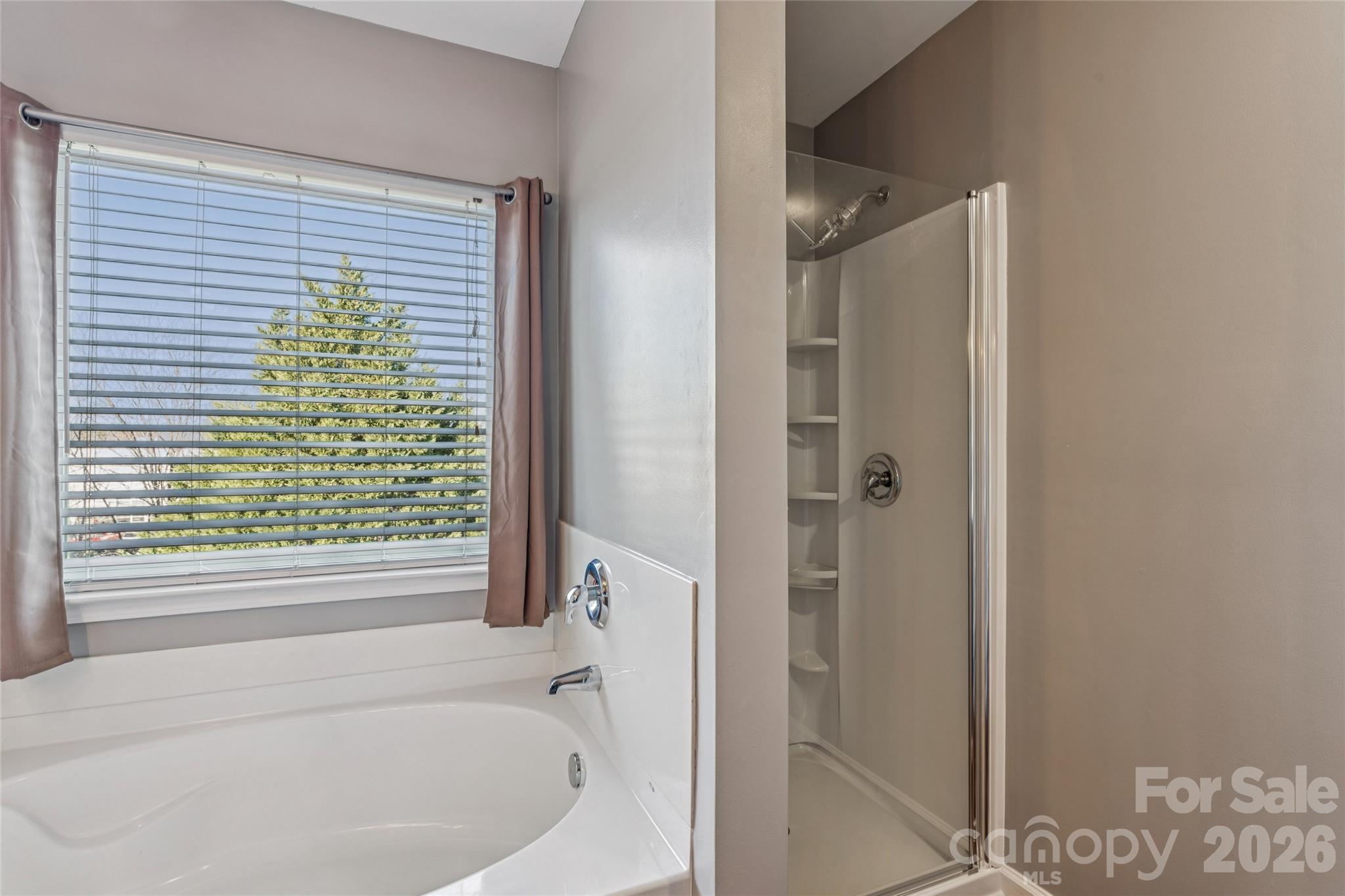 9552 Kings Parade Boulevard