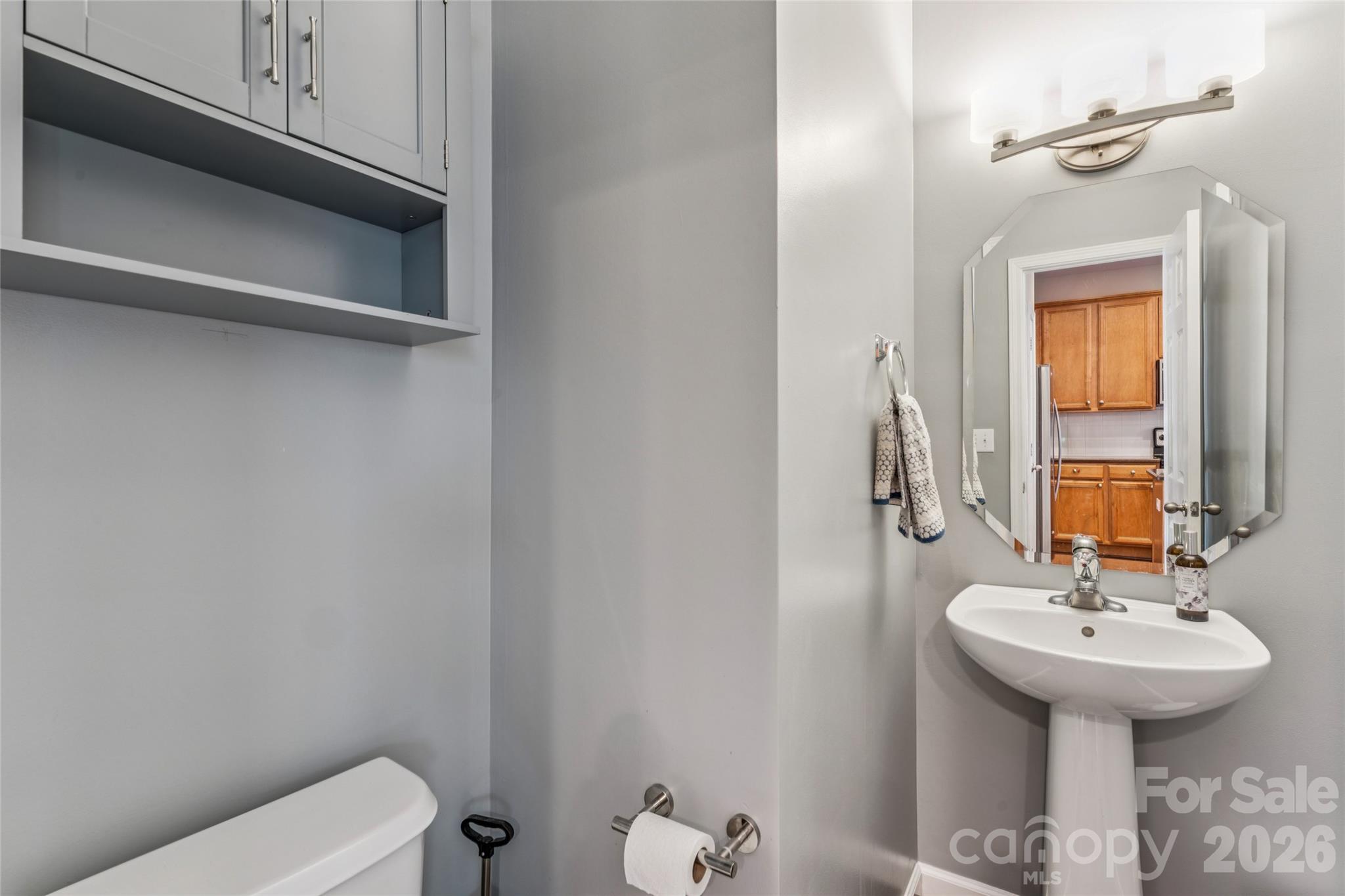 9552 Kings Parade Boulevard