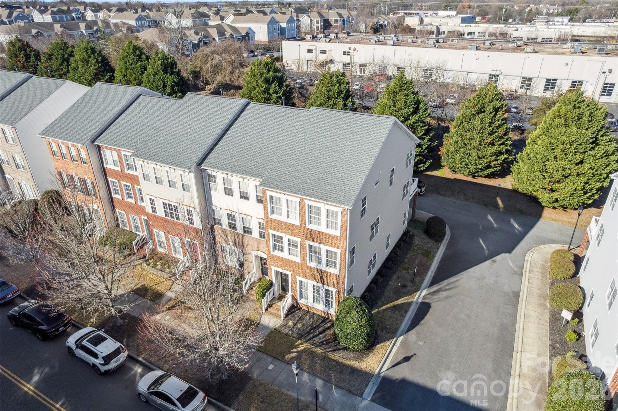 9552 Kings Parade Boulevard