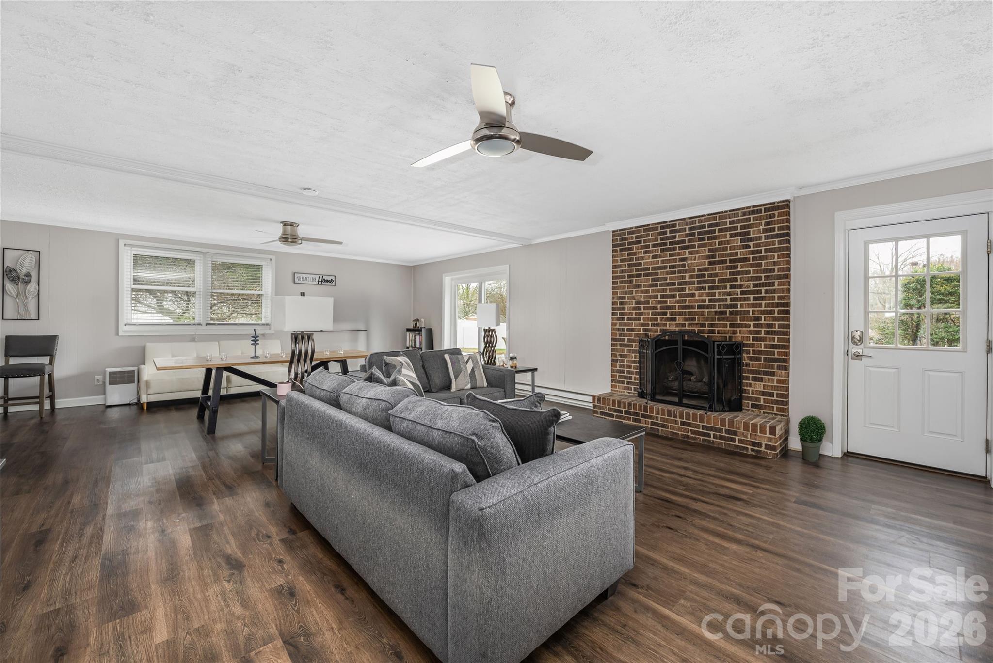 113 Scottsmoor Drive
