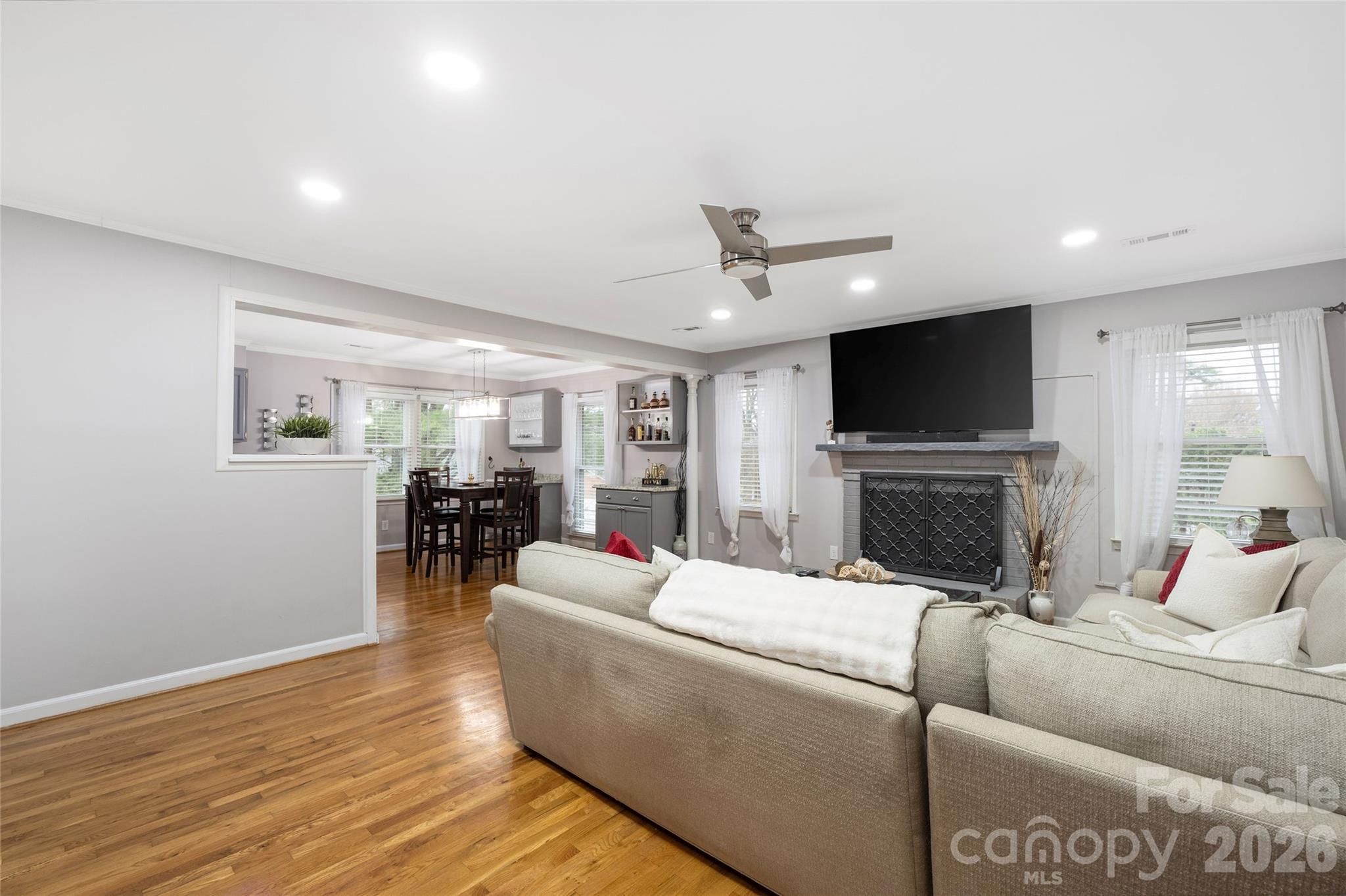 113 Scottsmoor Drive