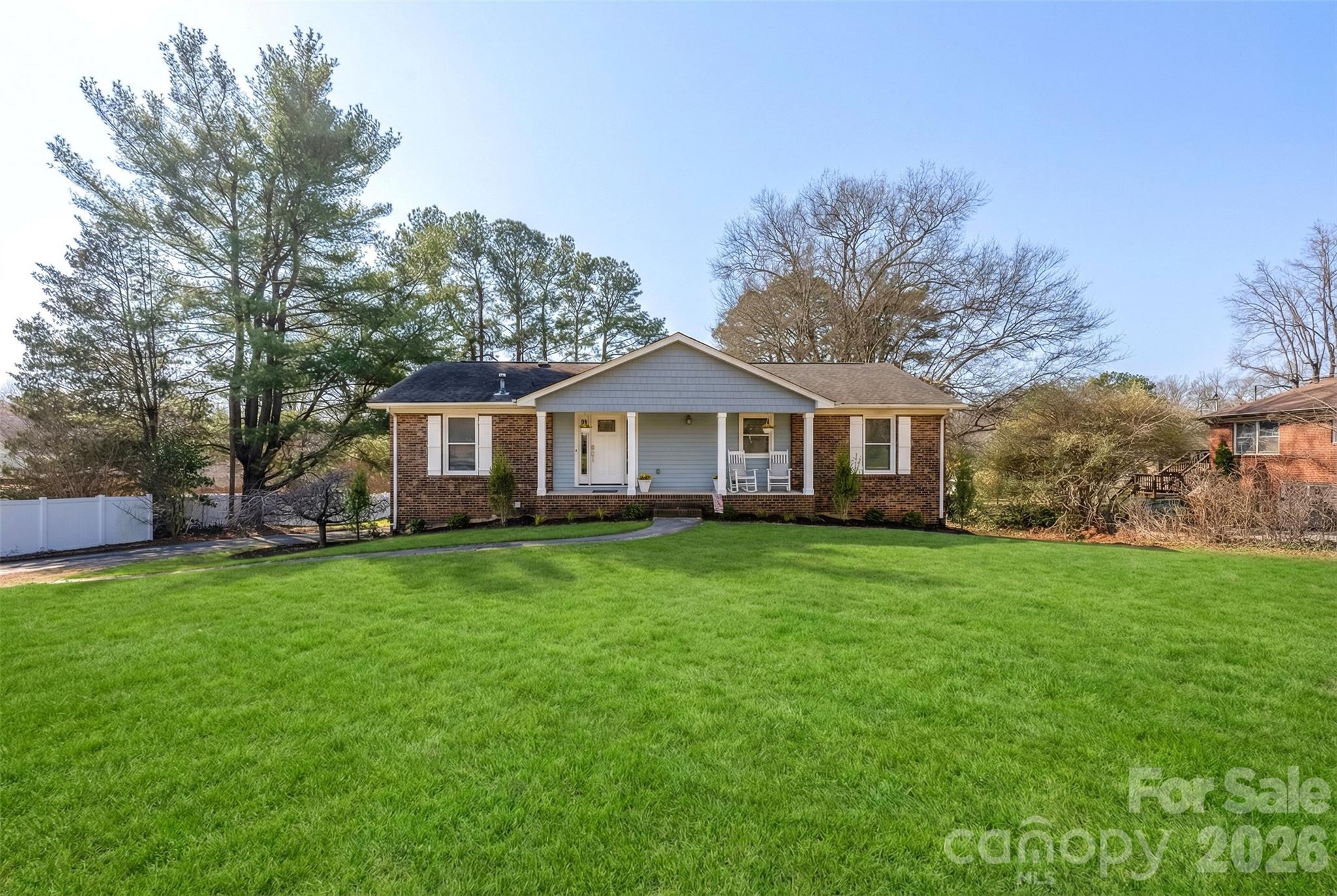 113 Scottsmoor Drive