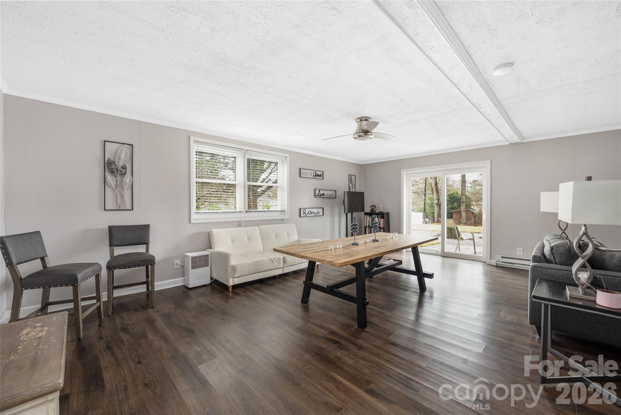 113 Scottsmoor Drive