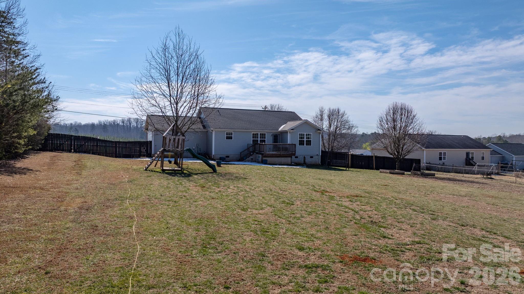3842 E Maiden Road