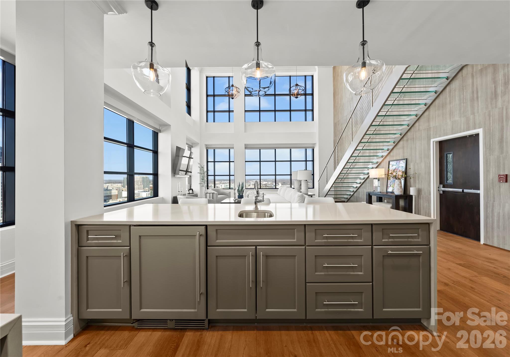 222 Caldwell Street S Unit: 2203