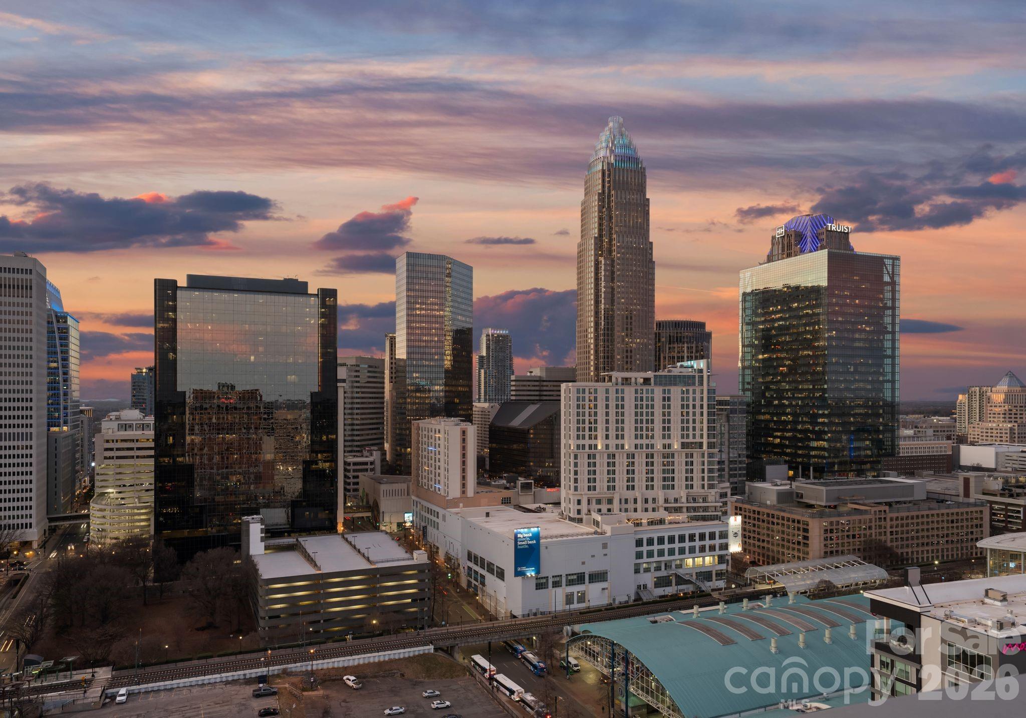 222 Caldwell Street S Unit: 2203