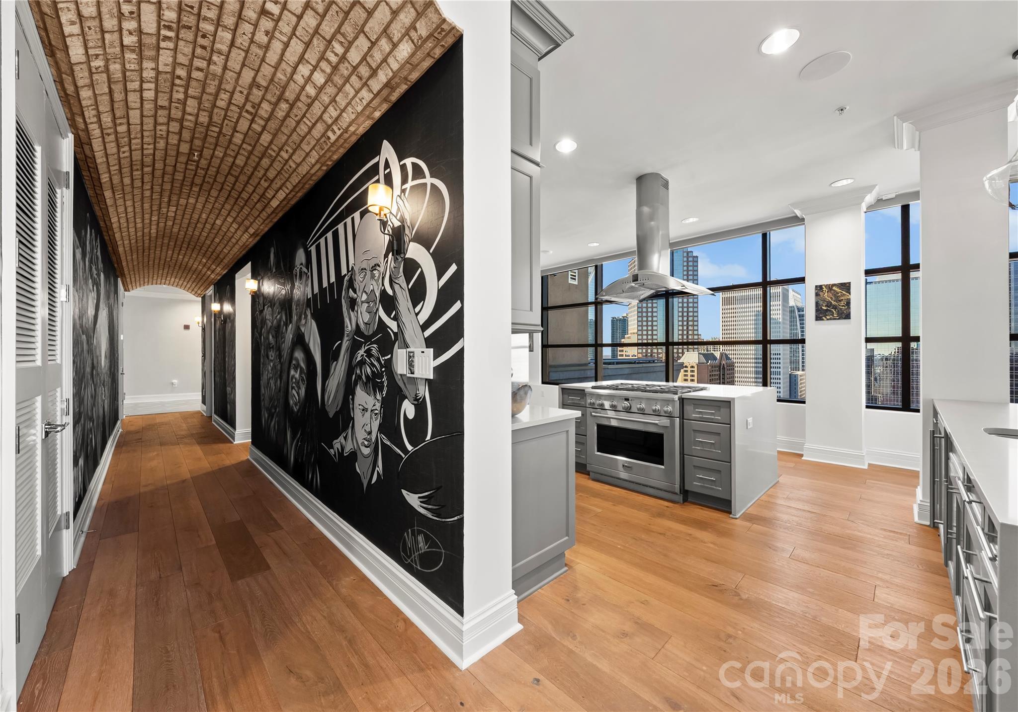 222 Caldwell Street S Unit: 2203