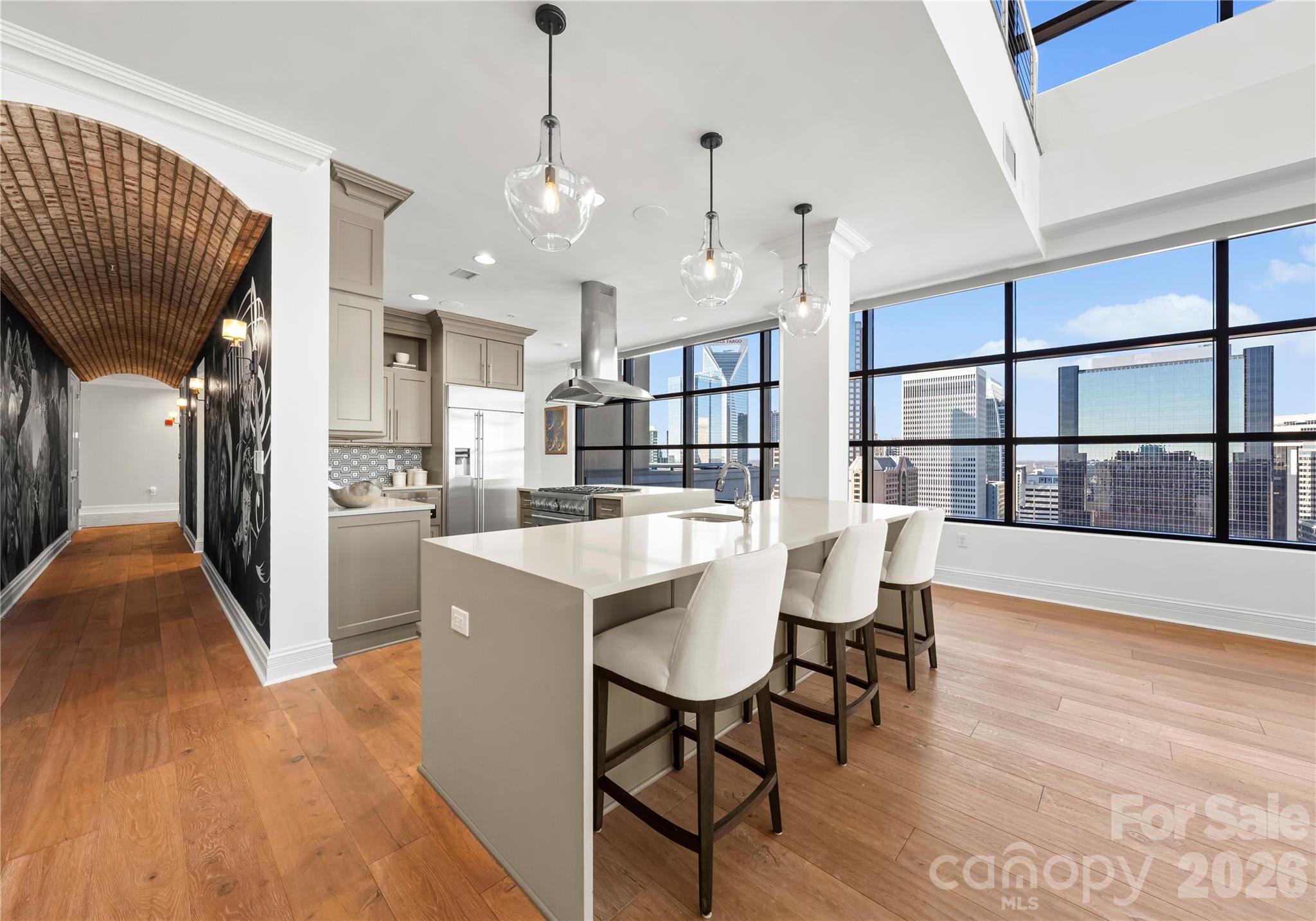 222 Caldwell Street S Unit: 2203