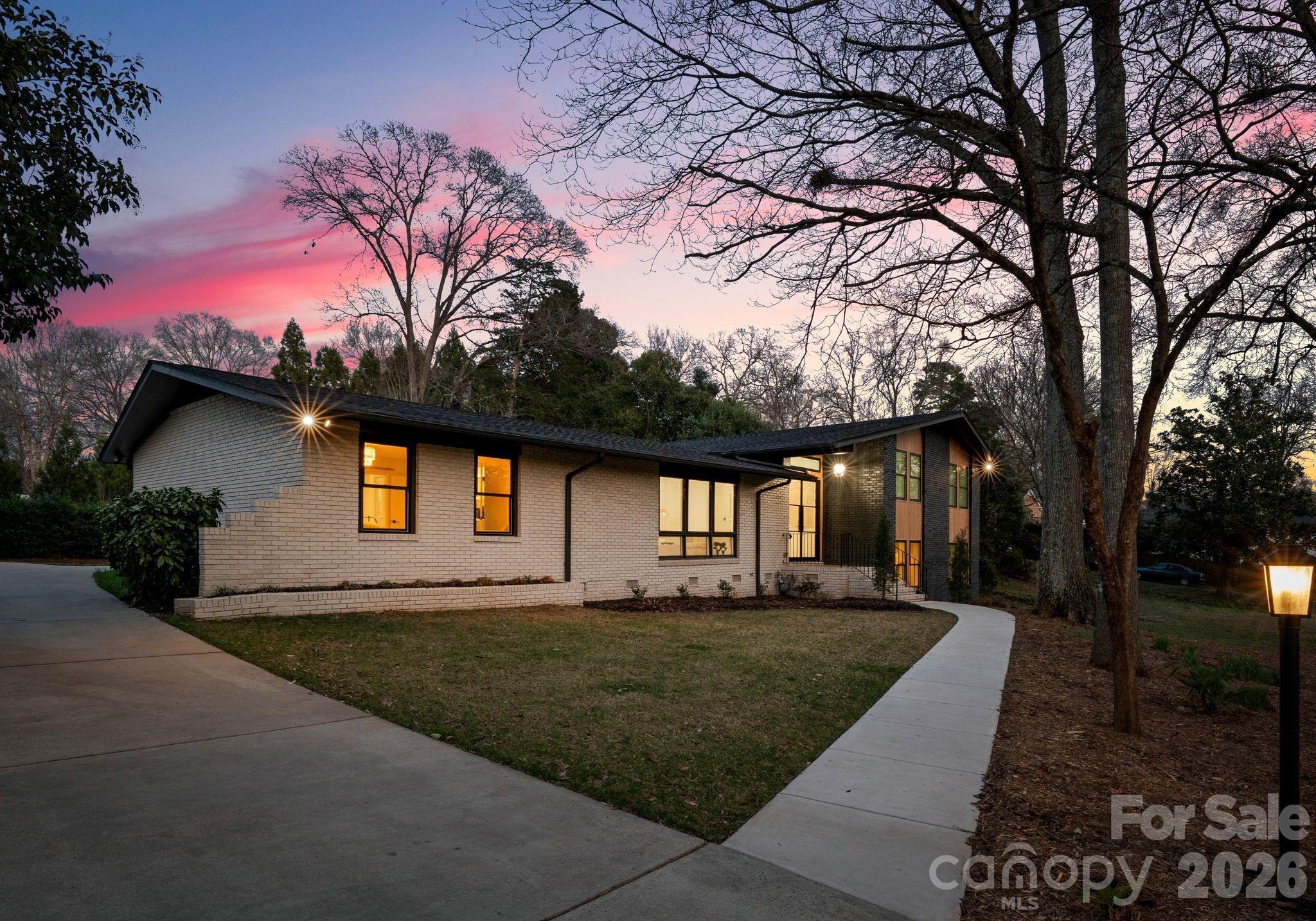 823 Wingrave Drive
