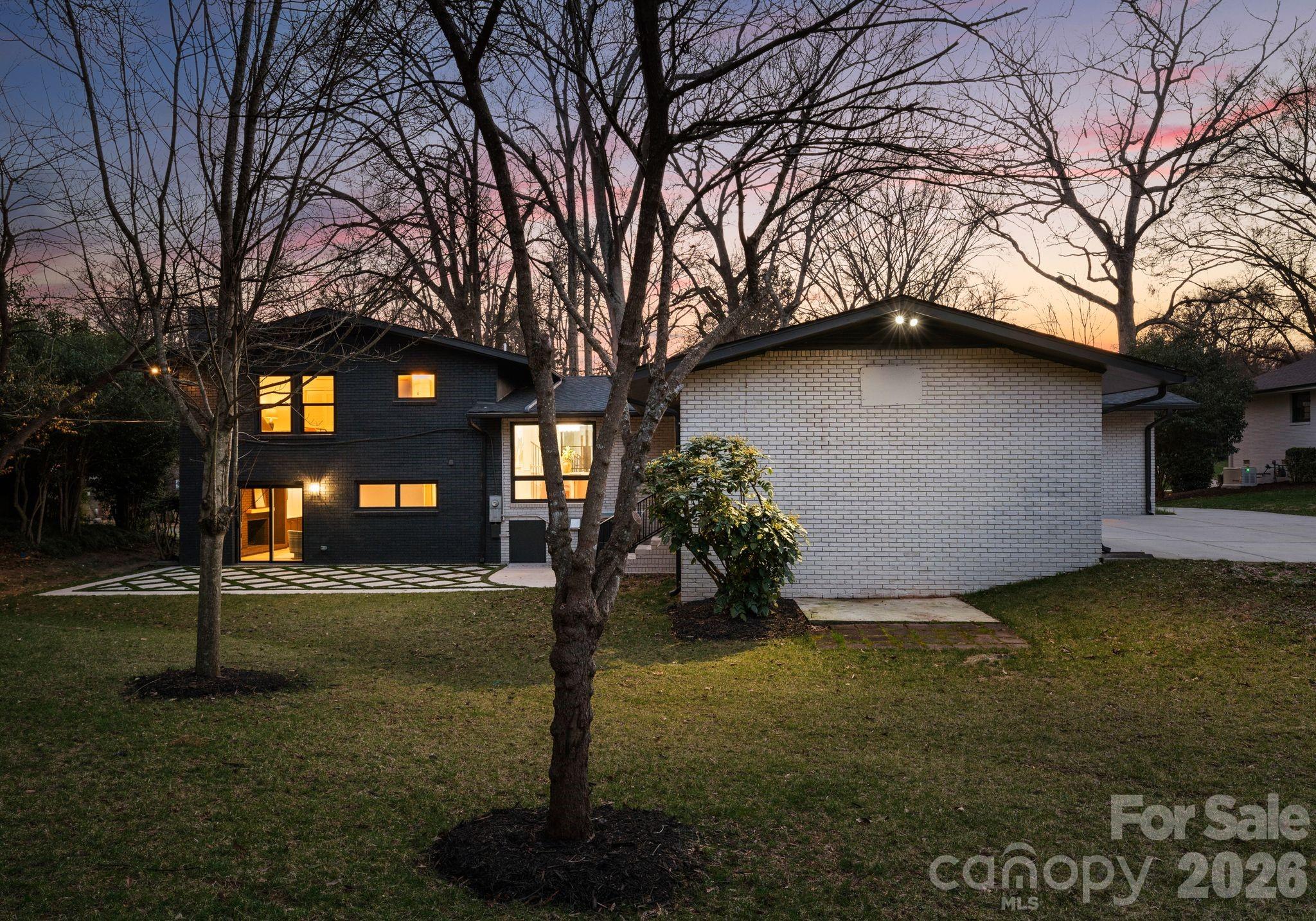 823 Wingrave Drive