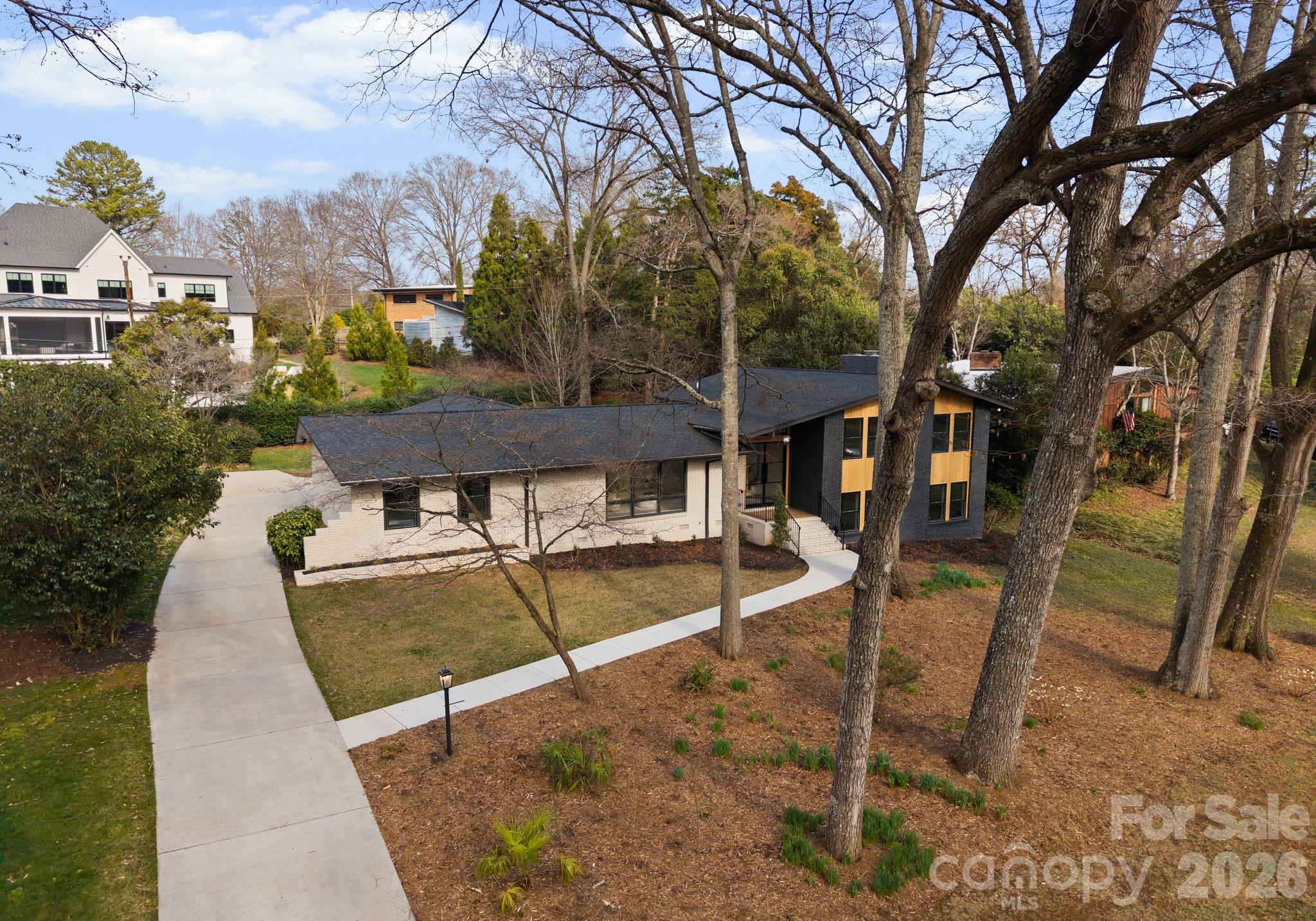 823 Wingrave Drive