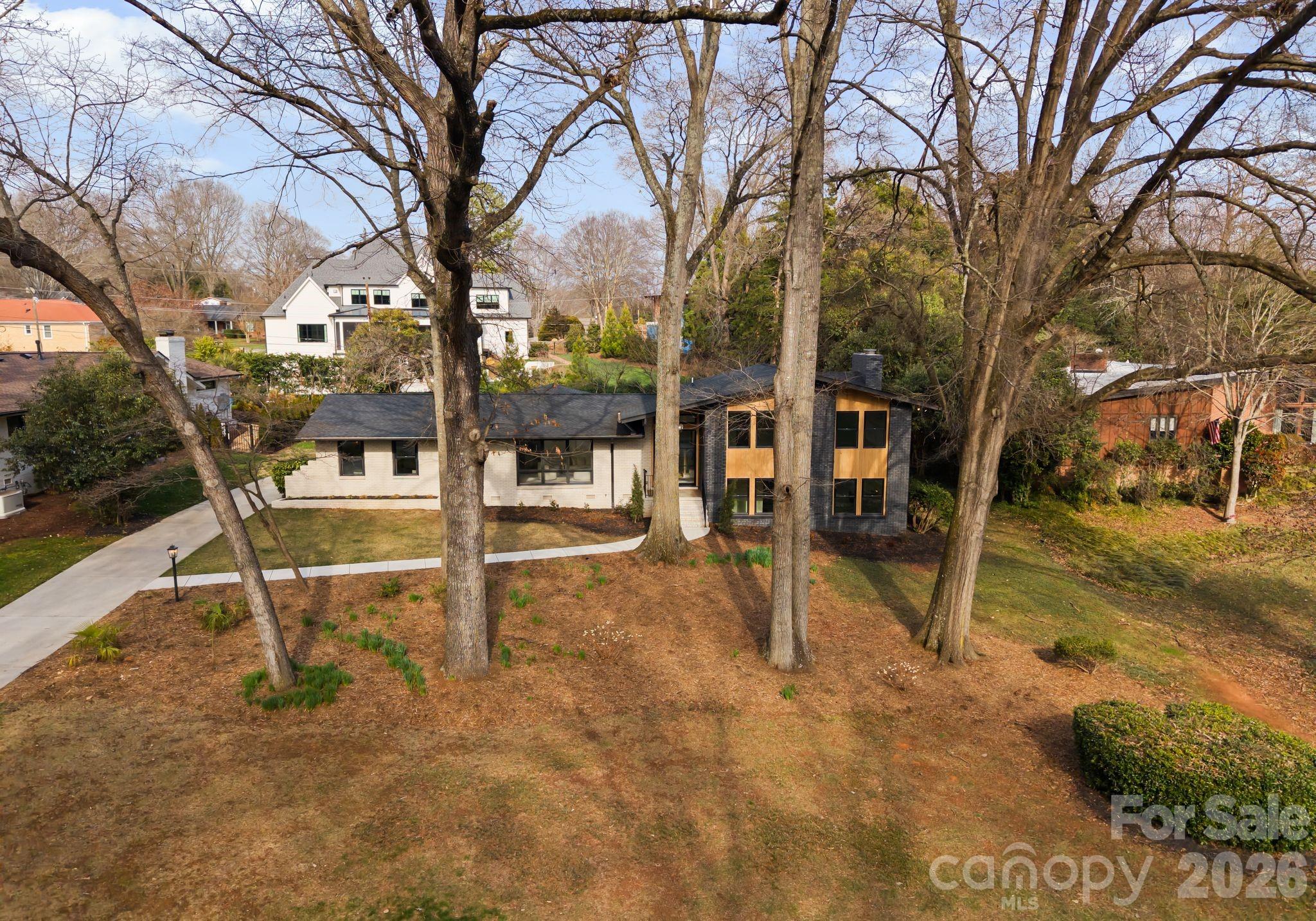 823 Wingrave Drive