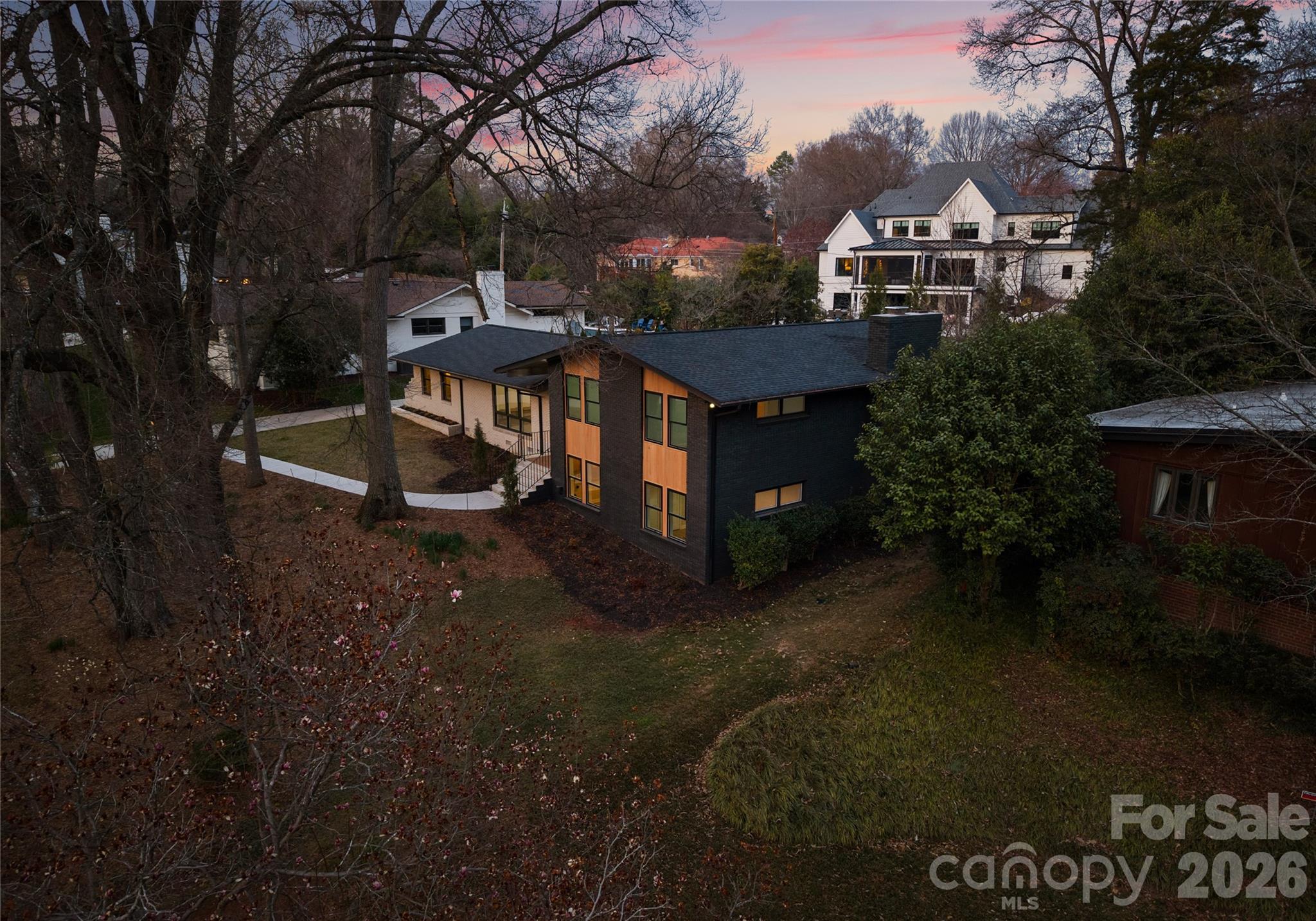 823 Wingrave Drive